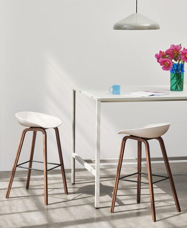 AAS32 Bar stool Walnut Pastel Green 1