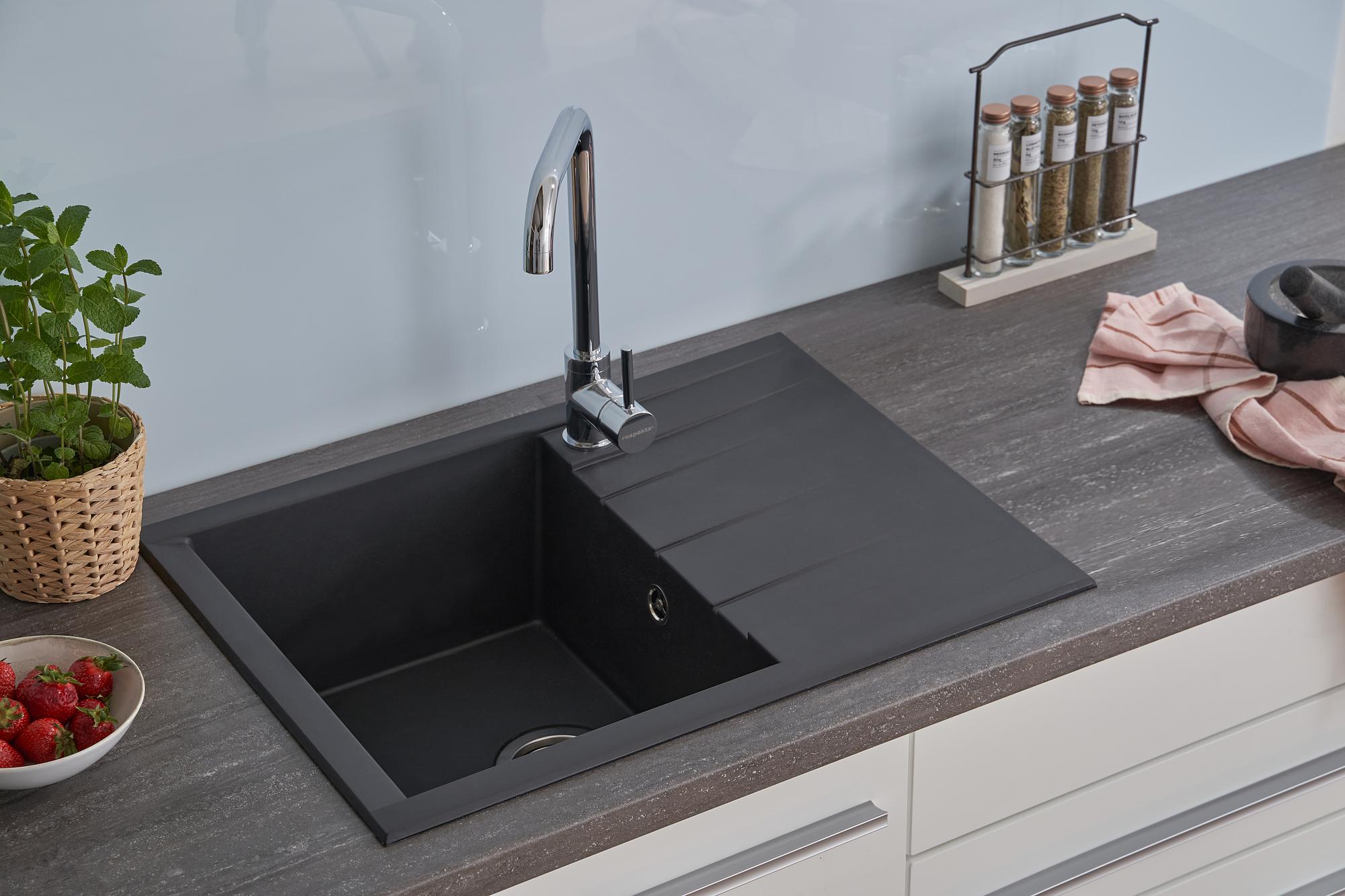 Houston Kitchen Sink 62 x 50 Black 4