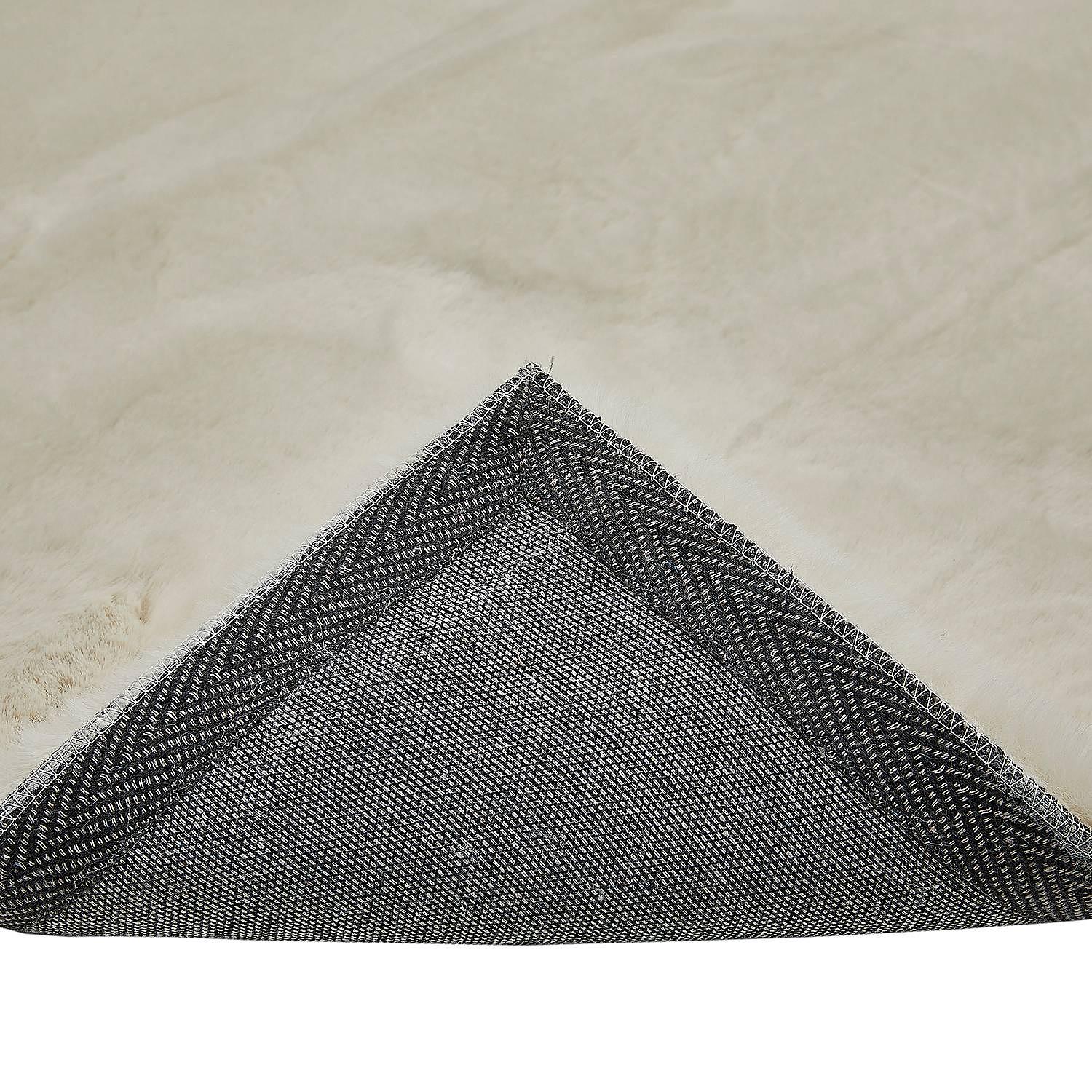 Loano Beige High-Pile Rug 4