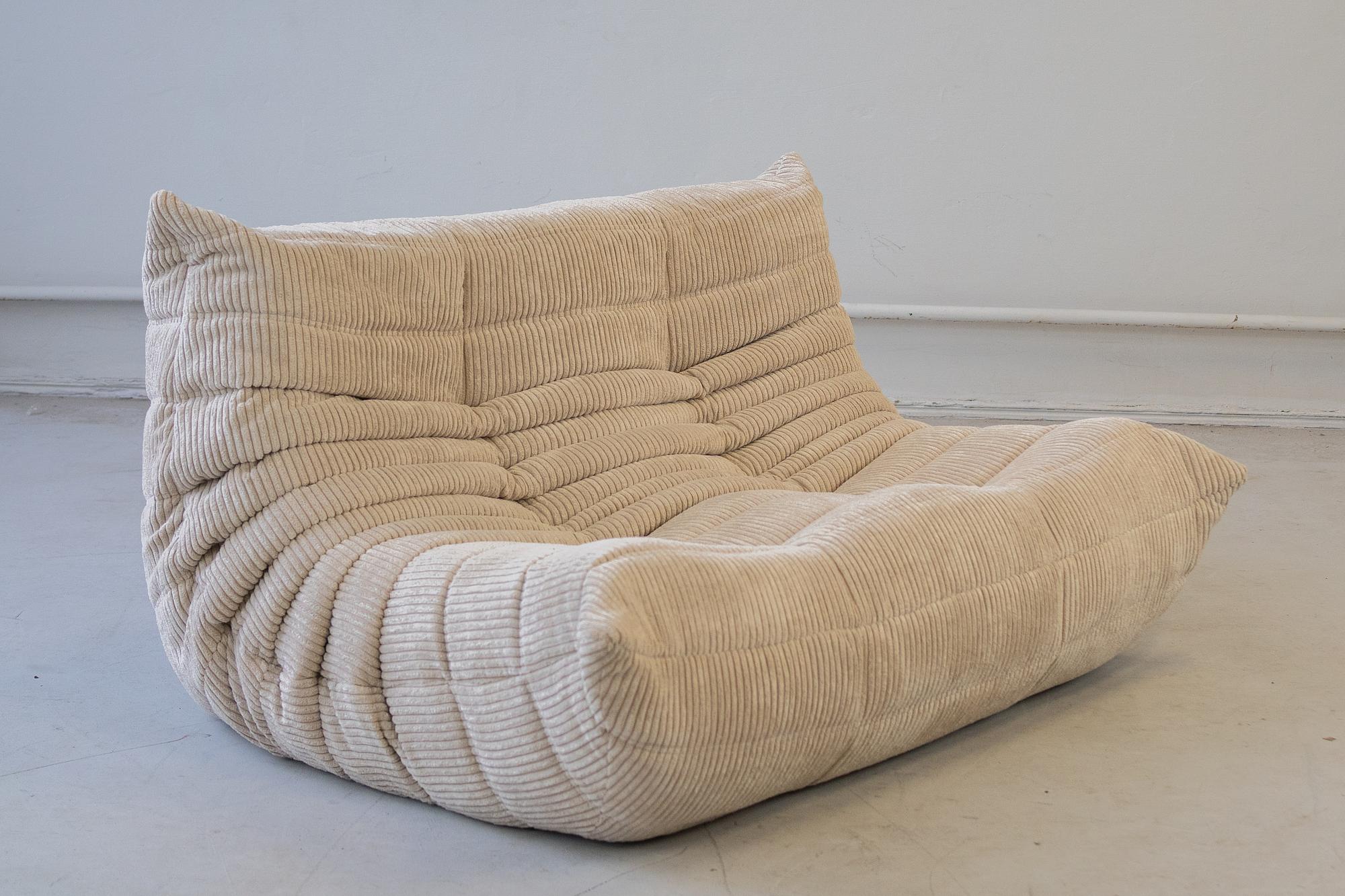 Togo Sofa 2-Sitzer Cord Beige 1