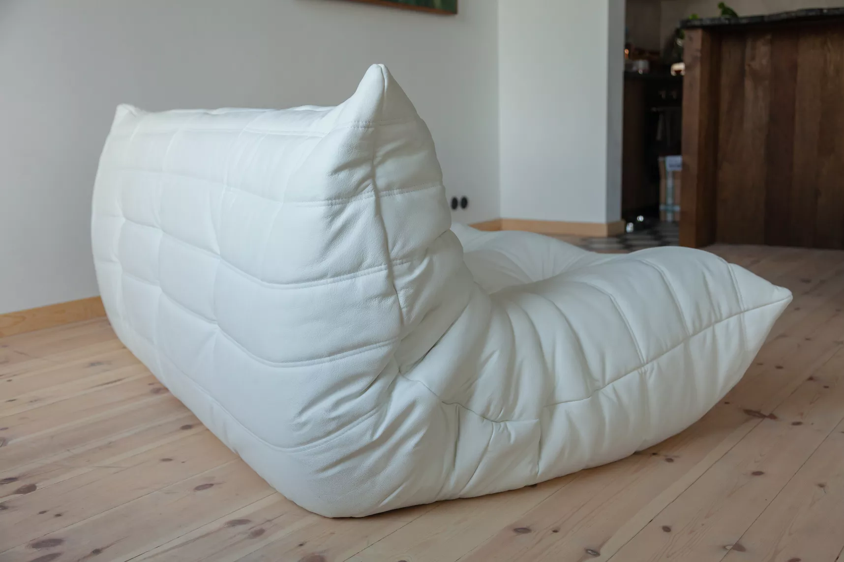 Togo Sofa 3-seater Madras leather White 4