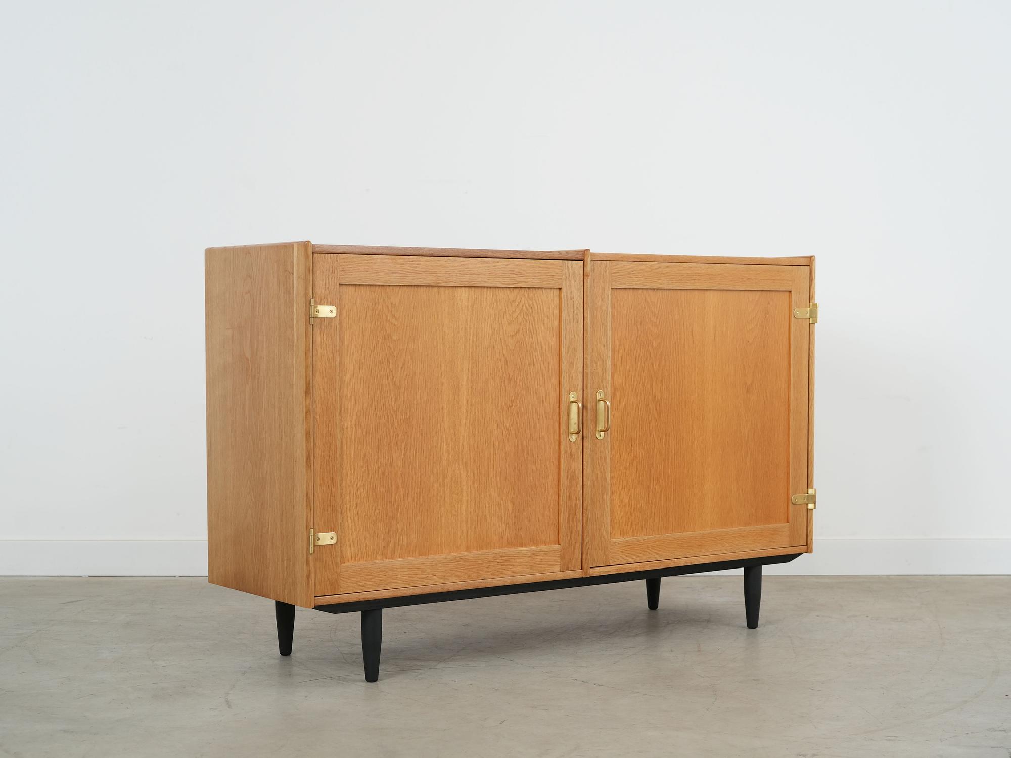 Cabinet ash wood 1970s 4