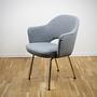 Saarinen Conference Armchair Textile Metal Grey 0
