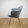 Saarinen Conference Armchair Textile Metal Grey 1