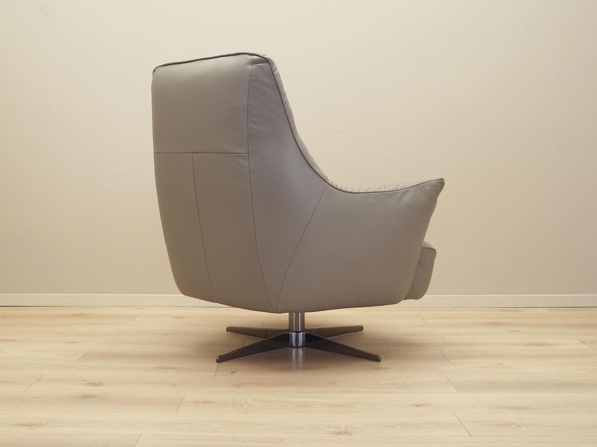 Swiveling armchair leather 1990s 5