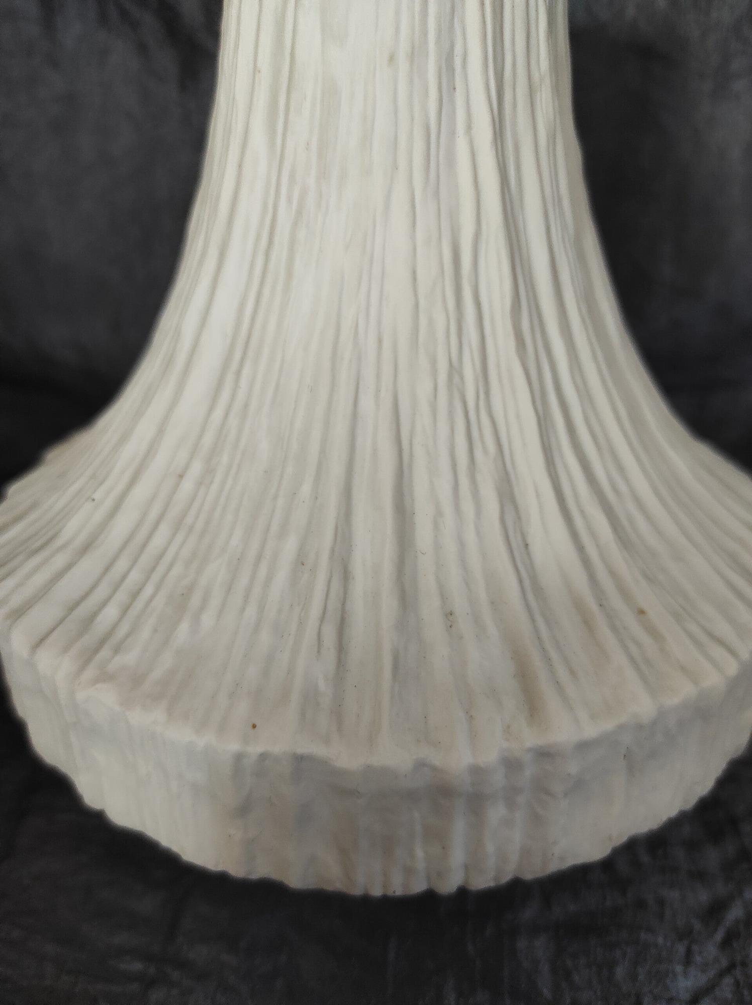 Vintage Vase Porzellan Weiß 2