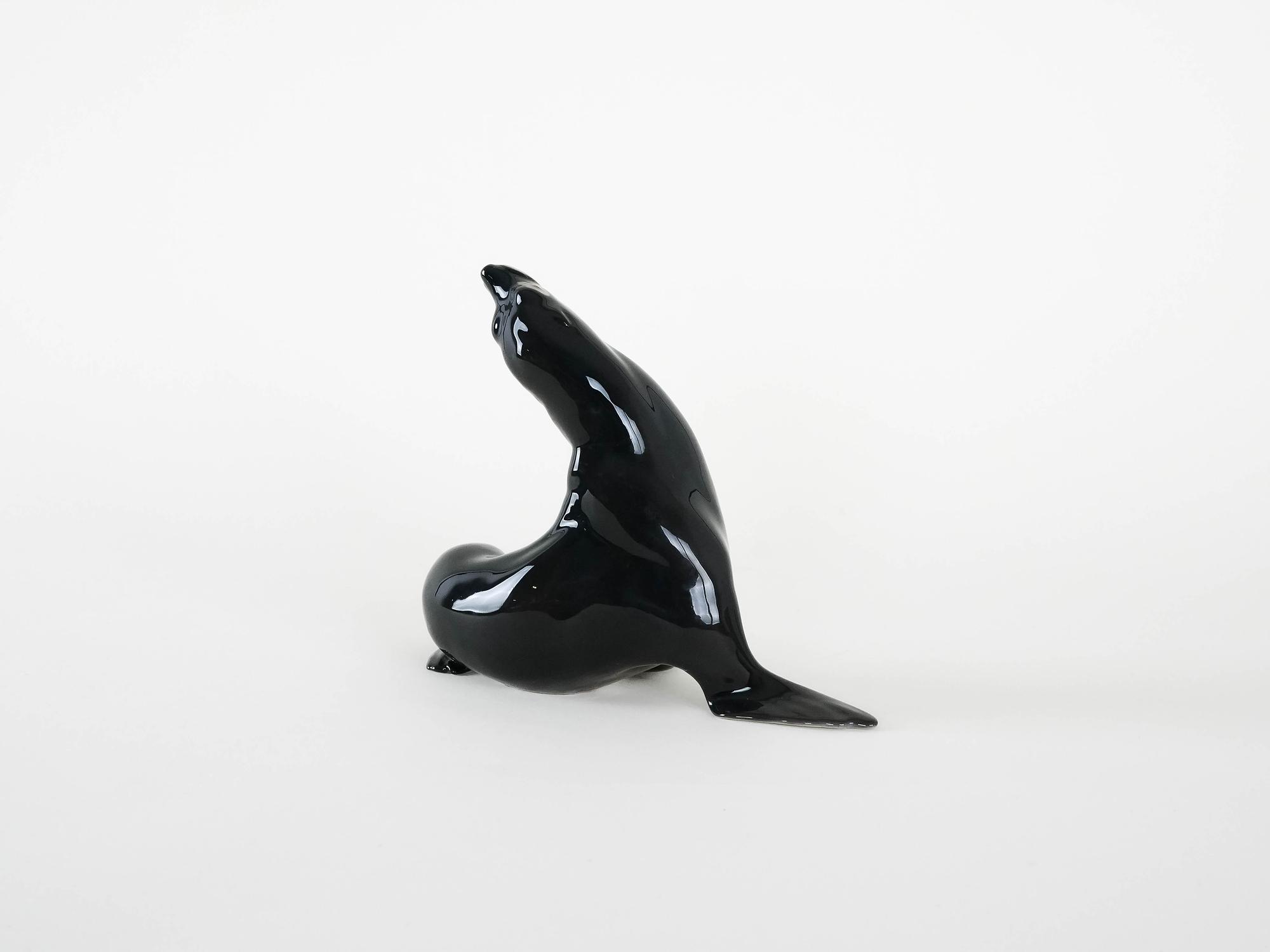 Sealion figure Porcelain Gray 1970s 3