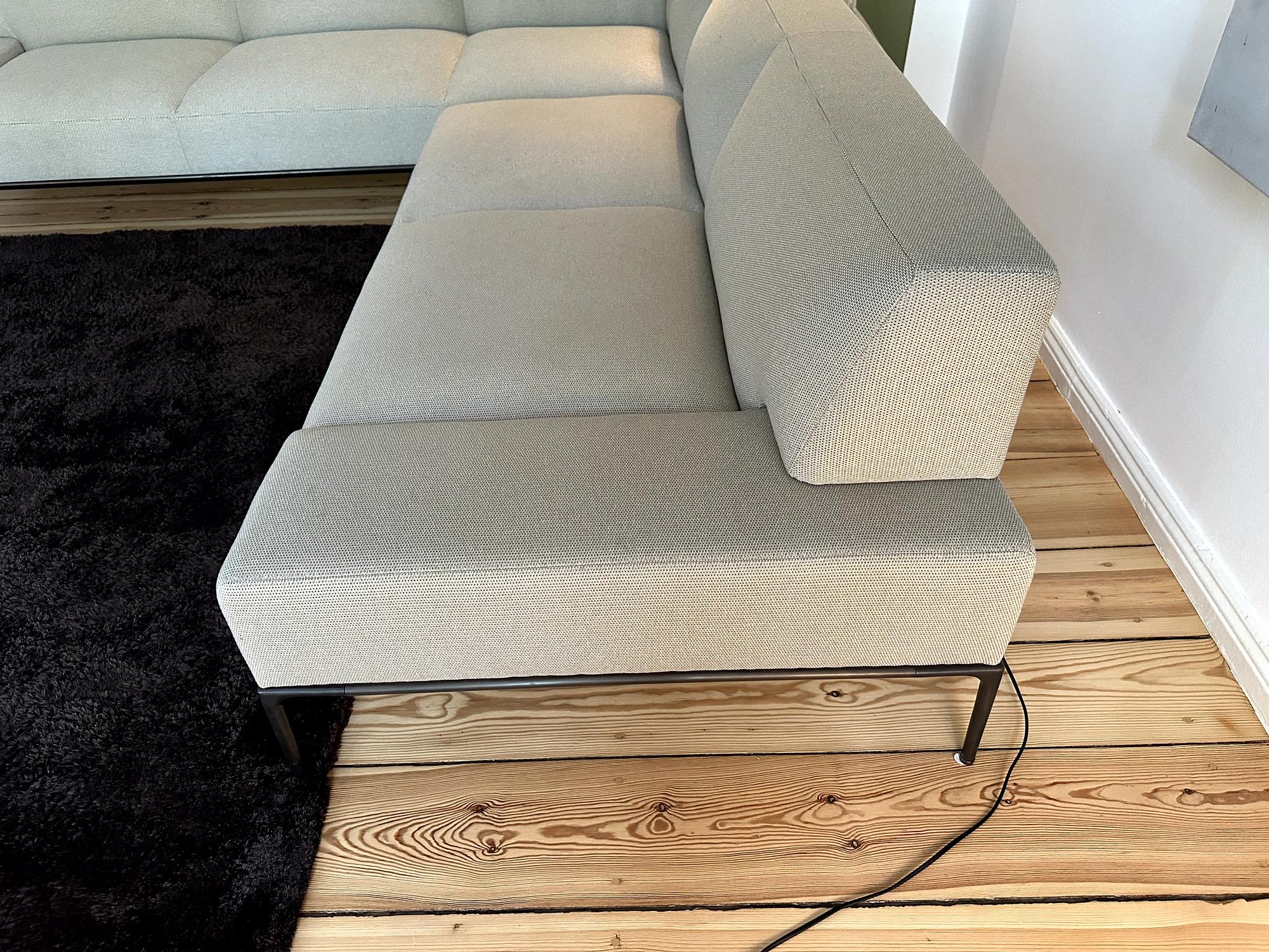 Horizontal 2-Sitzer Sofa 4