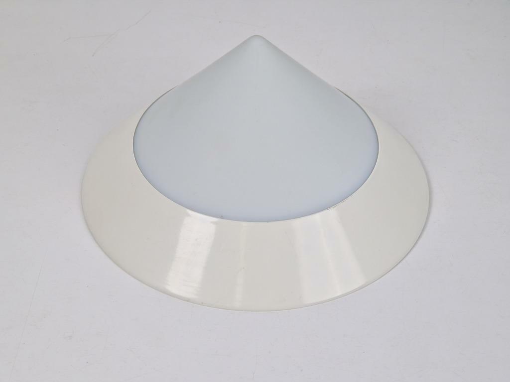 Vintage Kegel Deckenleuchte Milchglas 1970er Jahre 4