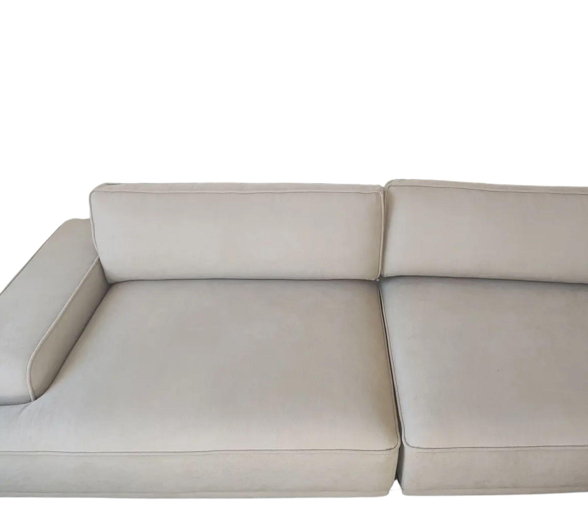 Leonora Sofa Form Creme 2