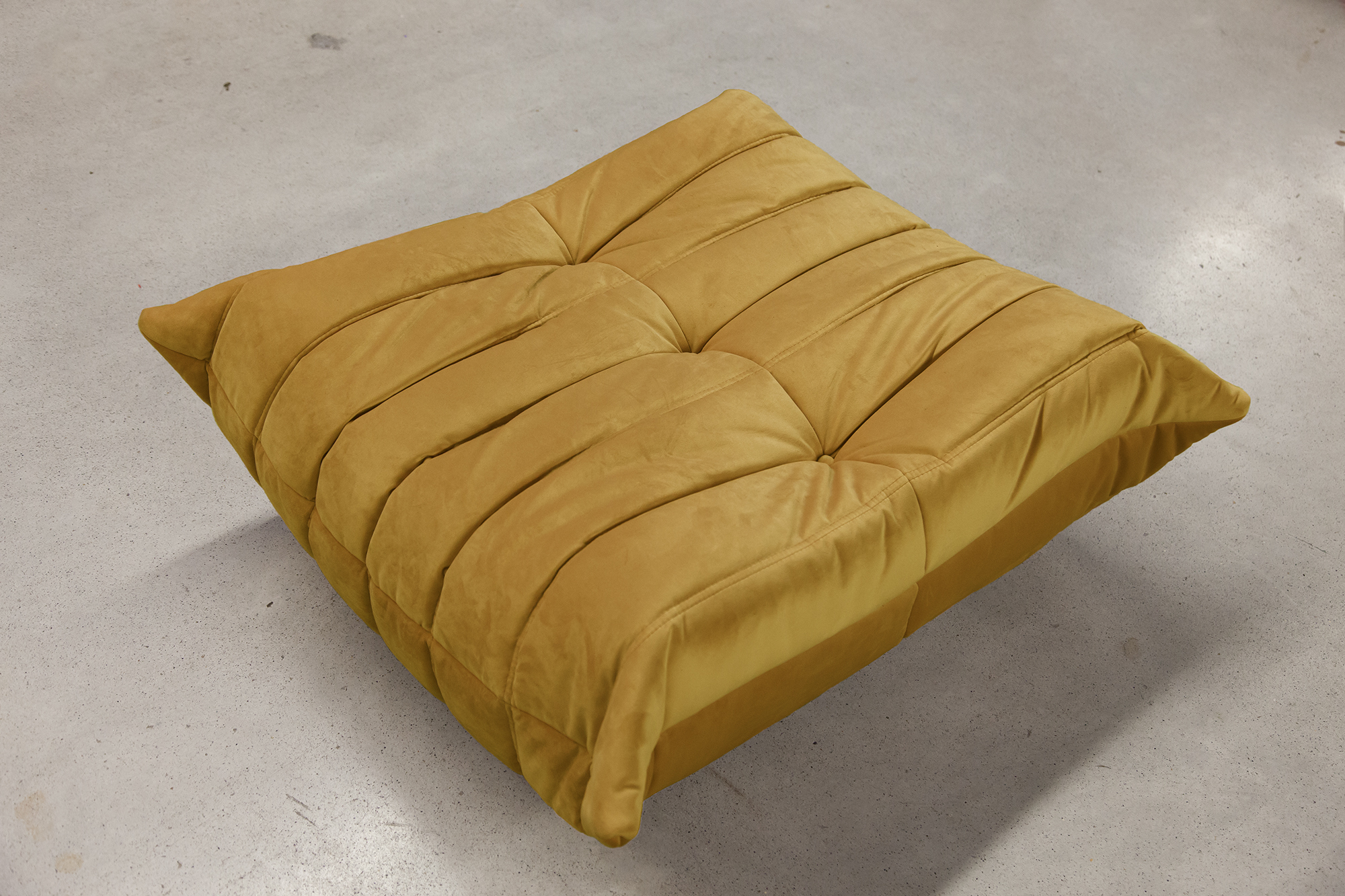 Set Lounge Togo 5 pezzi Velluto Giallo senape 5