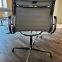 Vitra EA108 Aluminium Chair Leder Weiß 3