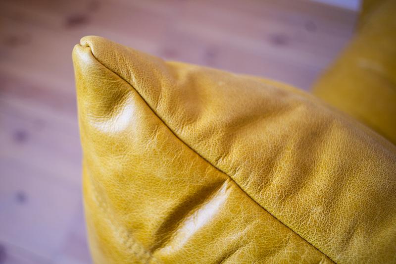 Togo Sofa 3-Sitzer Pull-Up-Leder Gelb 8