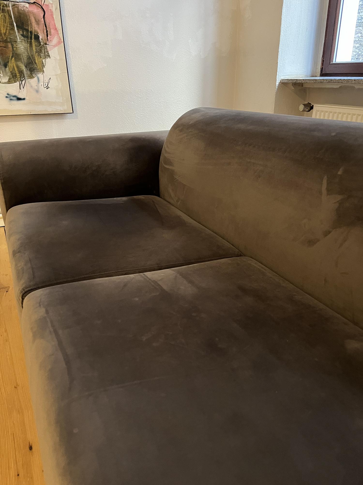 Hannah Sofa 2,5-Sitzer Velour Grey 1