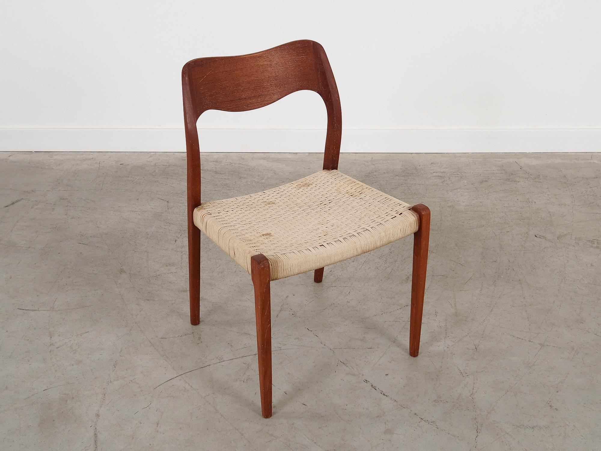 Teak wood chair 1960s 1