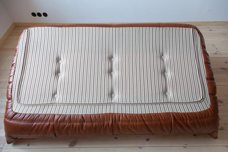 Togo Sofa 3-Sitzer Hochglanzleder Whiskybraun 4