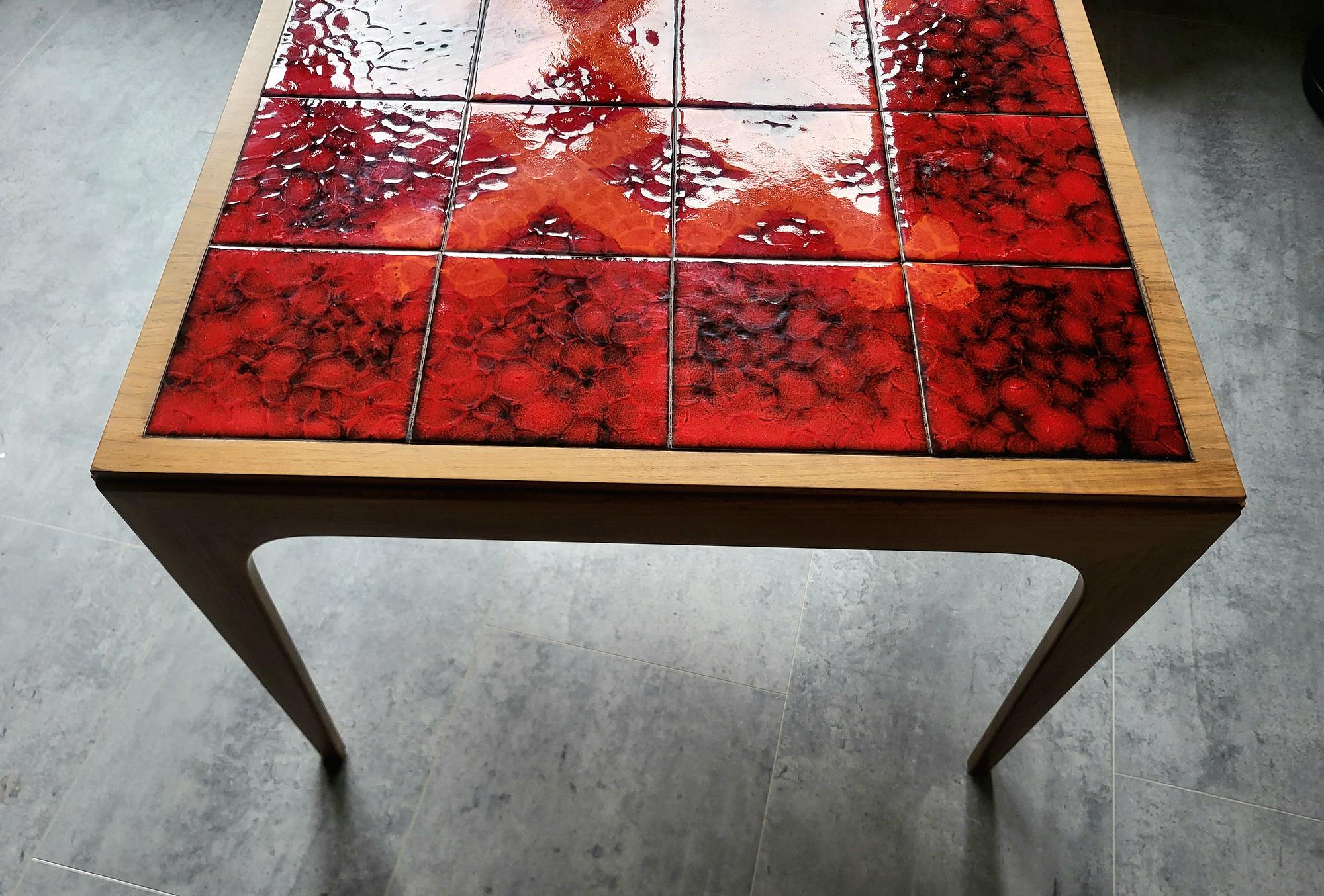 Fat Lava Couchtisch Holz Keramik 3