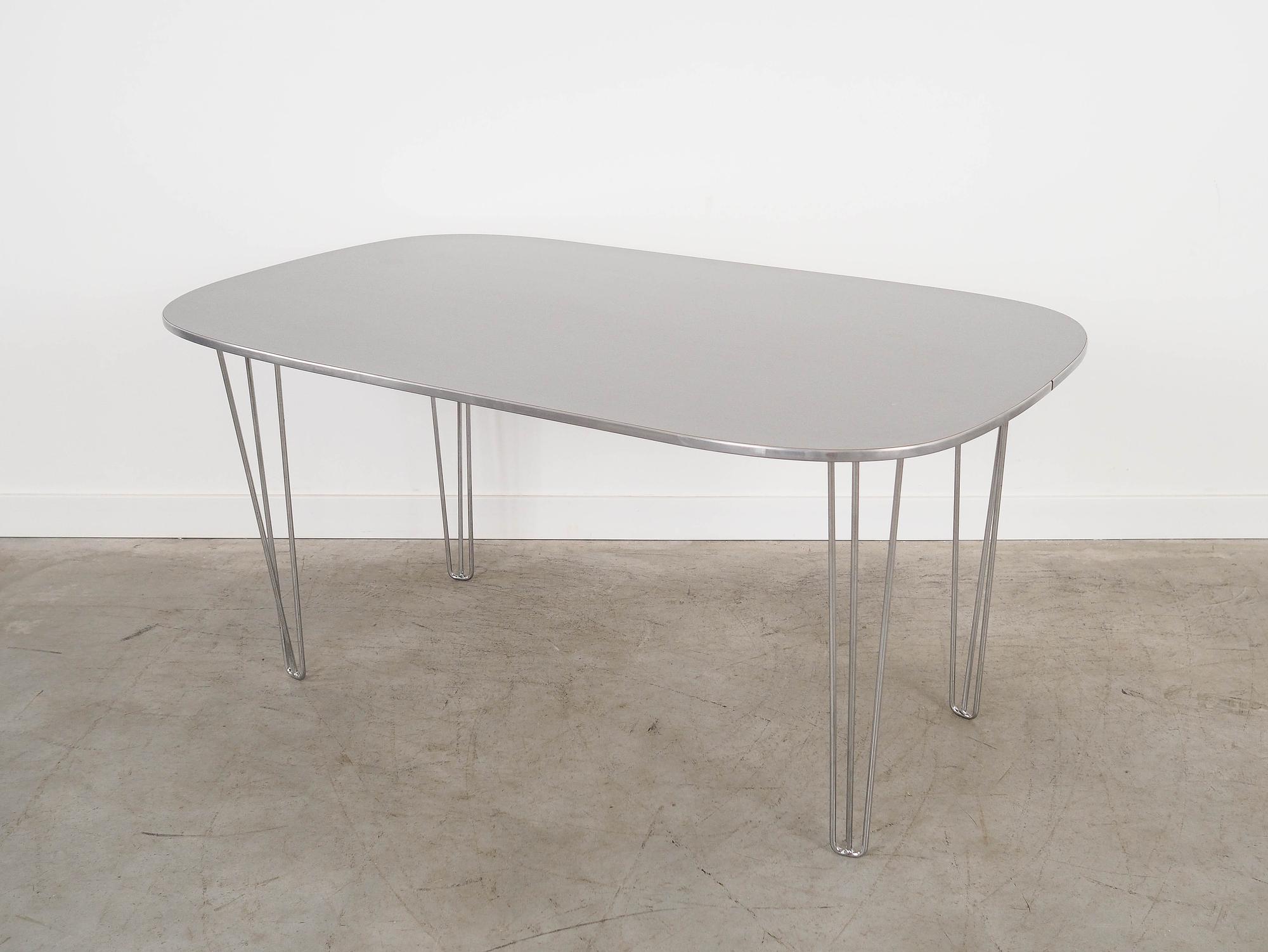 Table Grey 1980s 1
