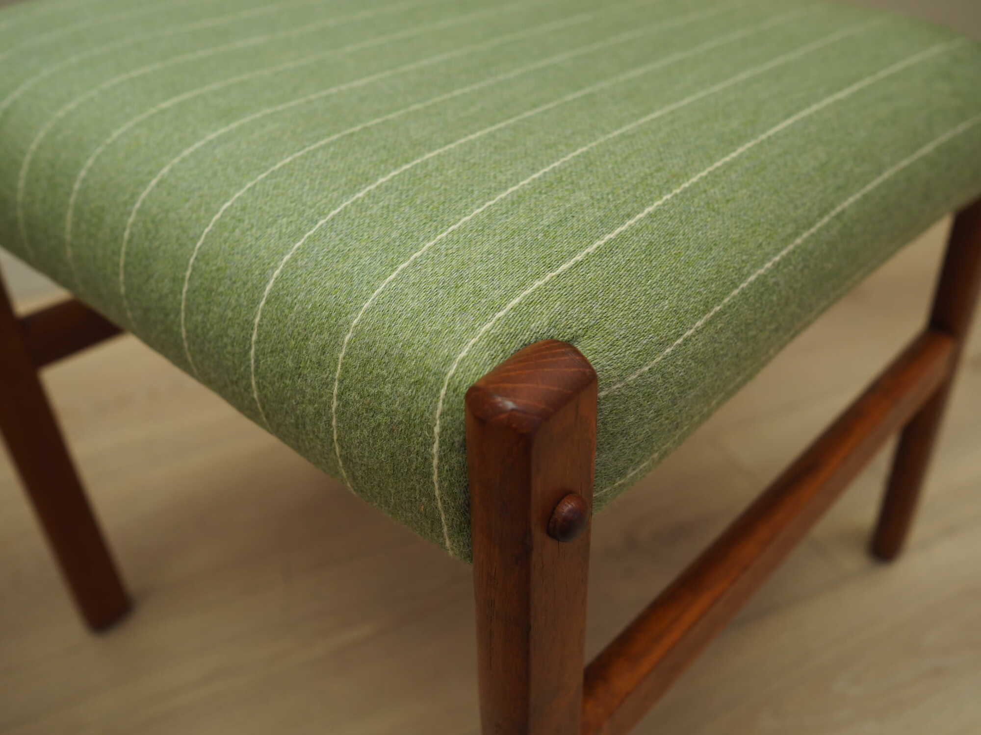 2x Vintage Stuhl Teakholz Textil Grün 1970er Jahre 7