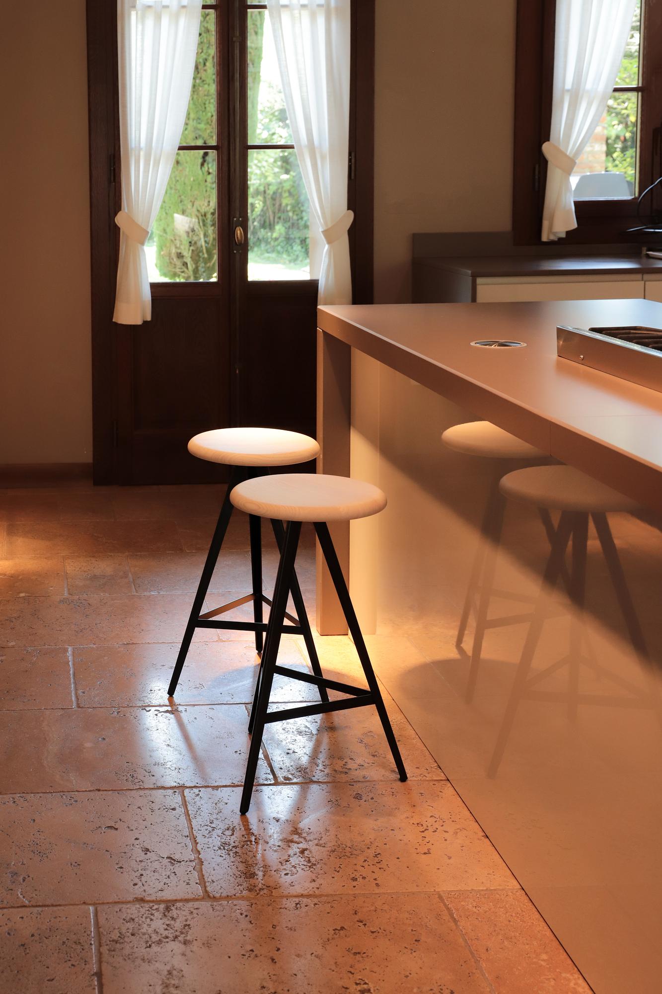 Kuky High Neutral Stool Metal Wood Black 3