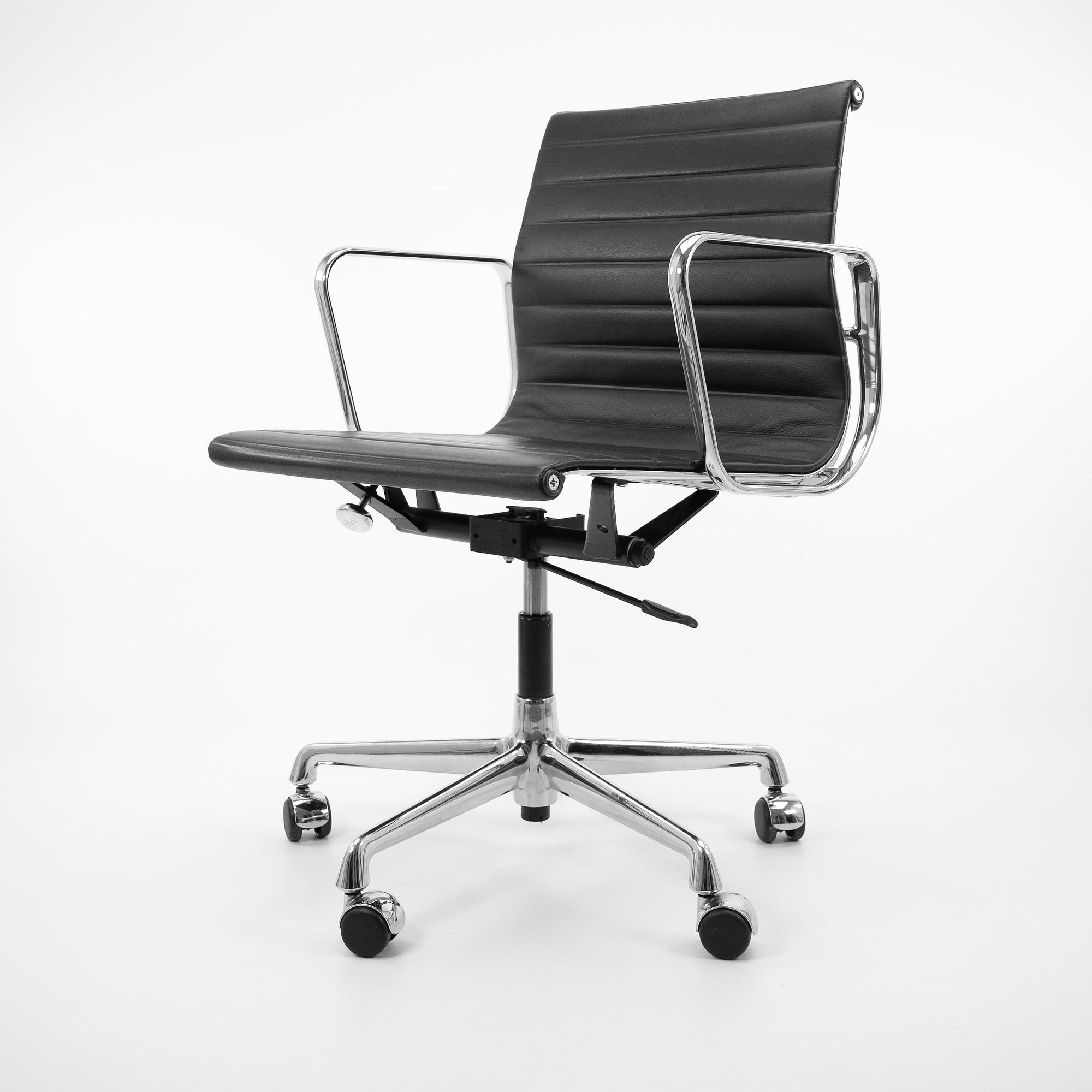 EA117 Bürostuhl Wippe Aluminium Schwarz 0