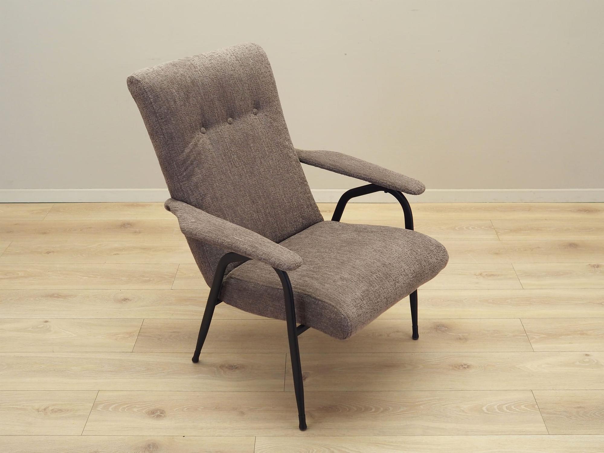 Armchair with armrests 1970s 9
