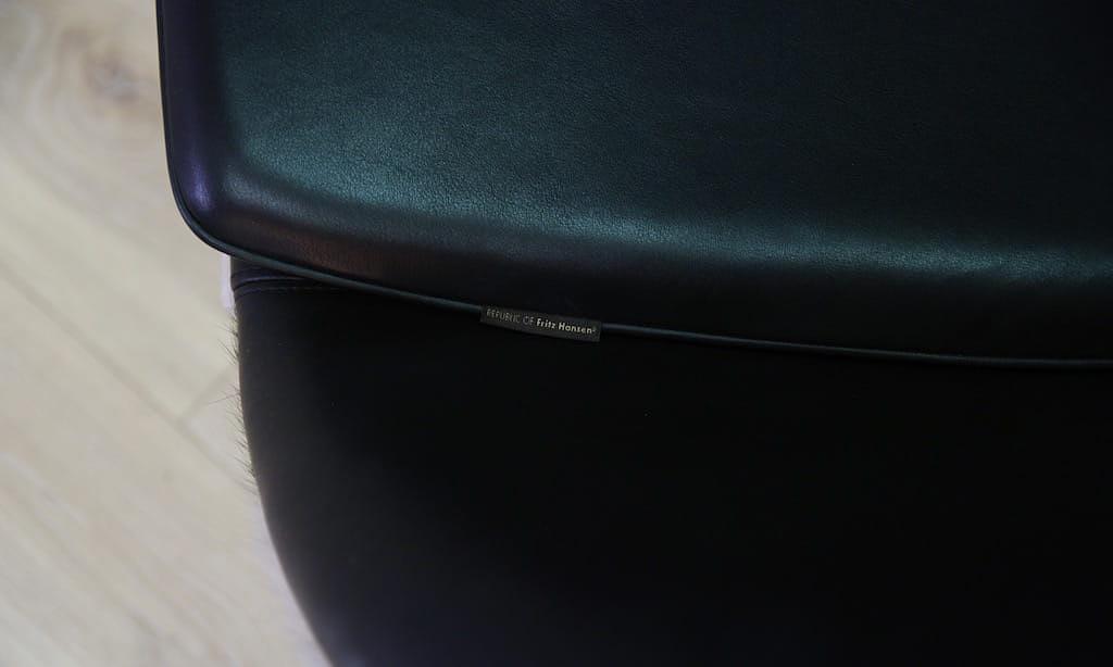 Egg Sessel Leder Arne Jacobsen Weiß Schwarz  11