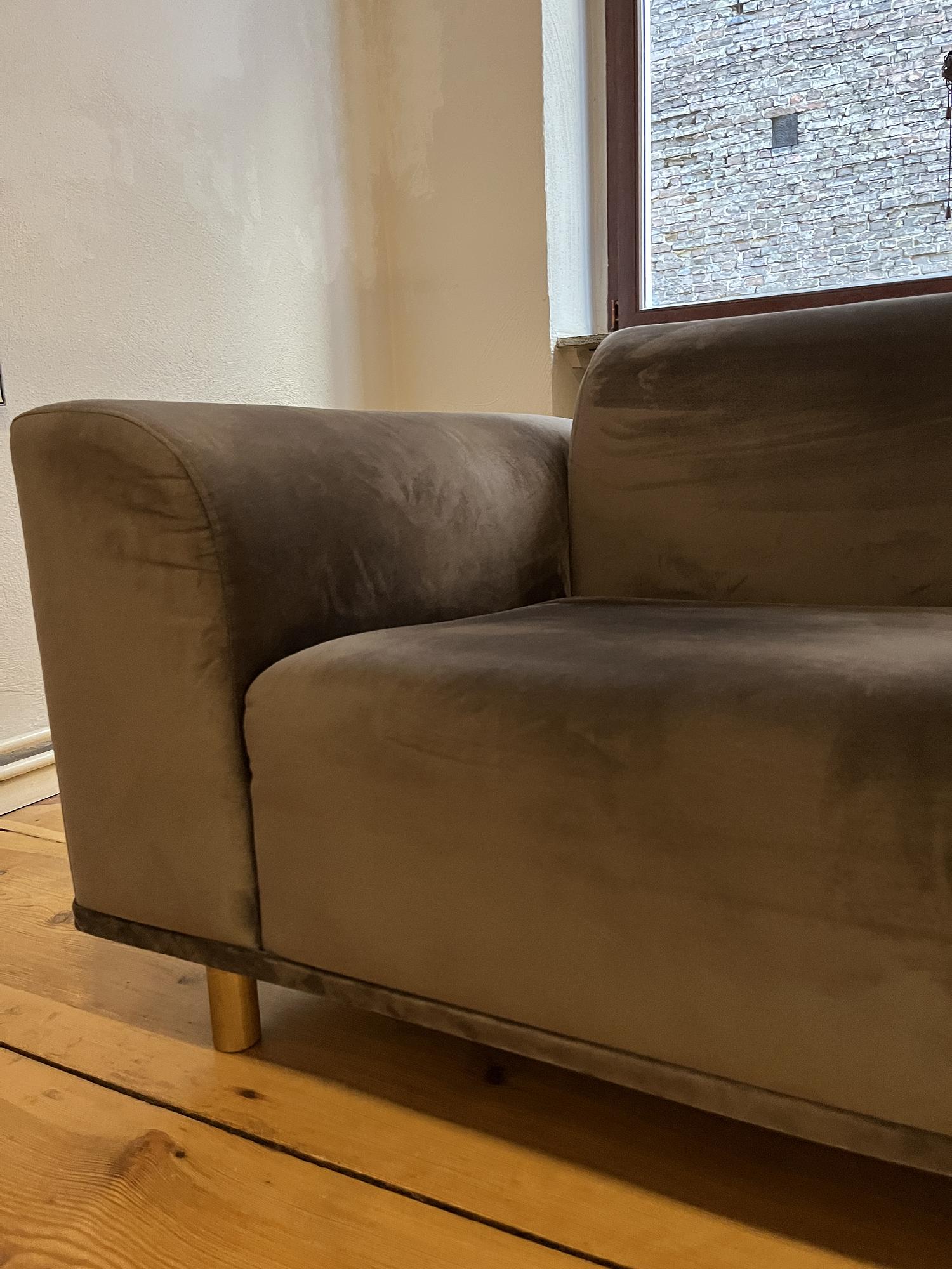 Hannah Sofa 2,5-Sitzer Velour Grey 4