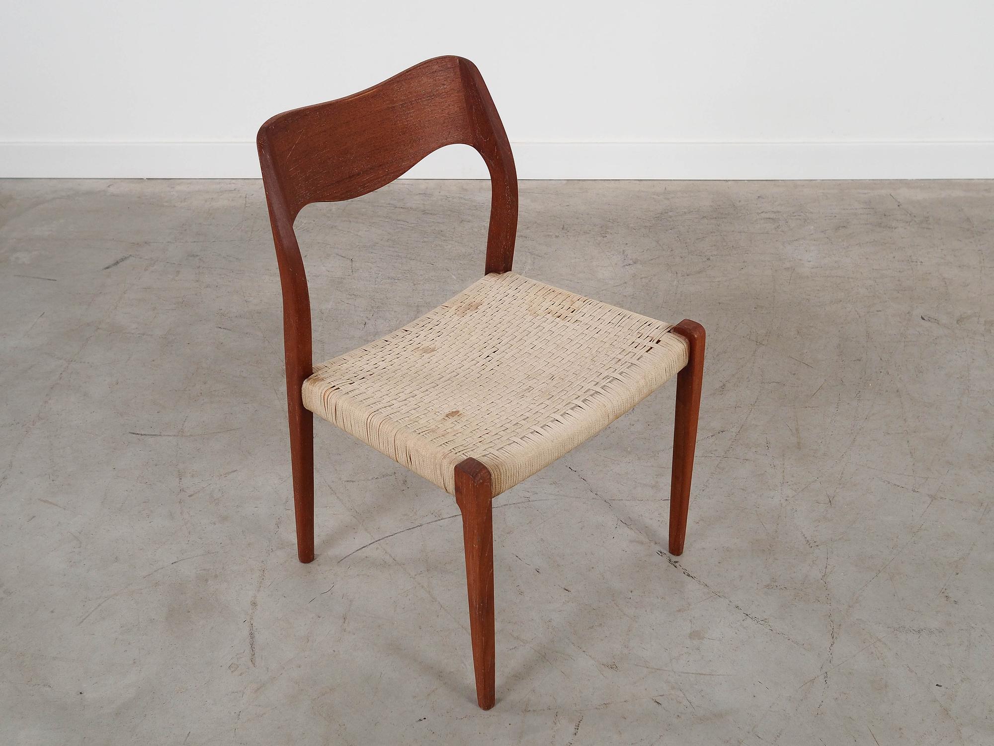 Teak wood chair 1960s 8