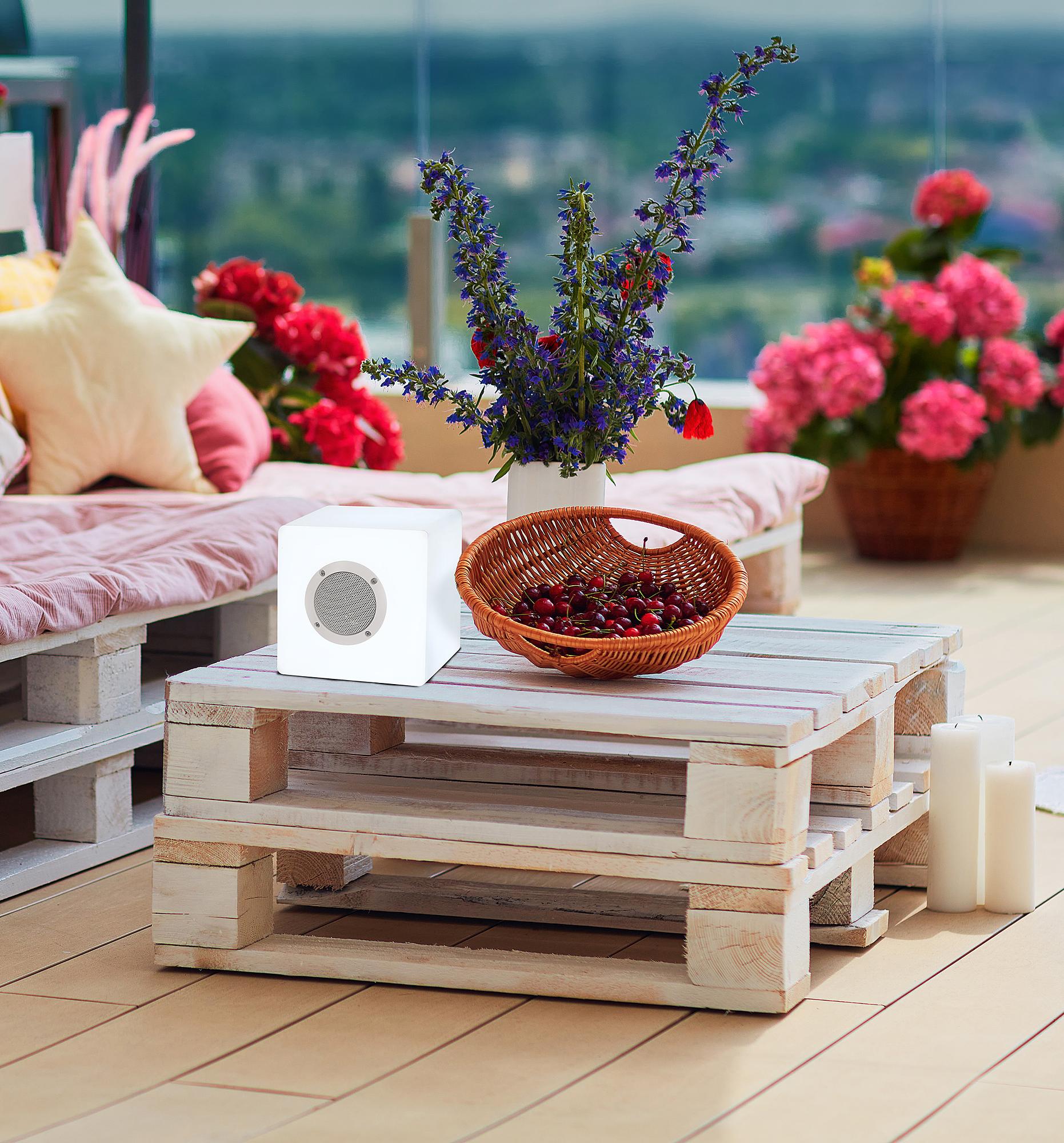 LED-/Bluetooth Cube White 2