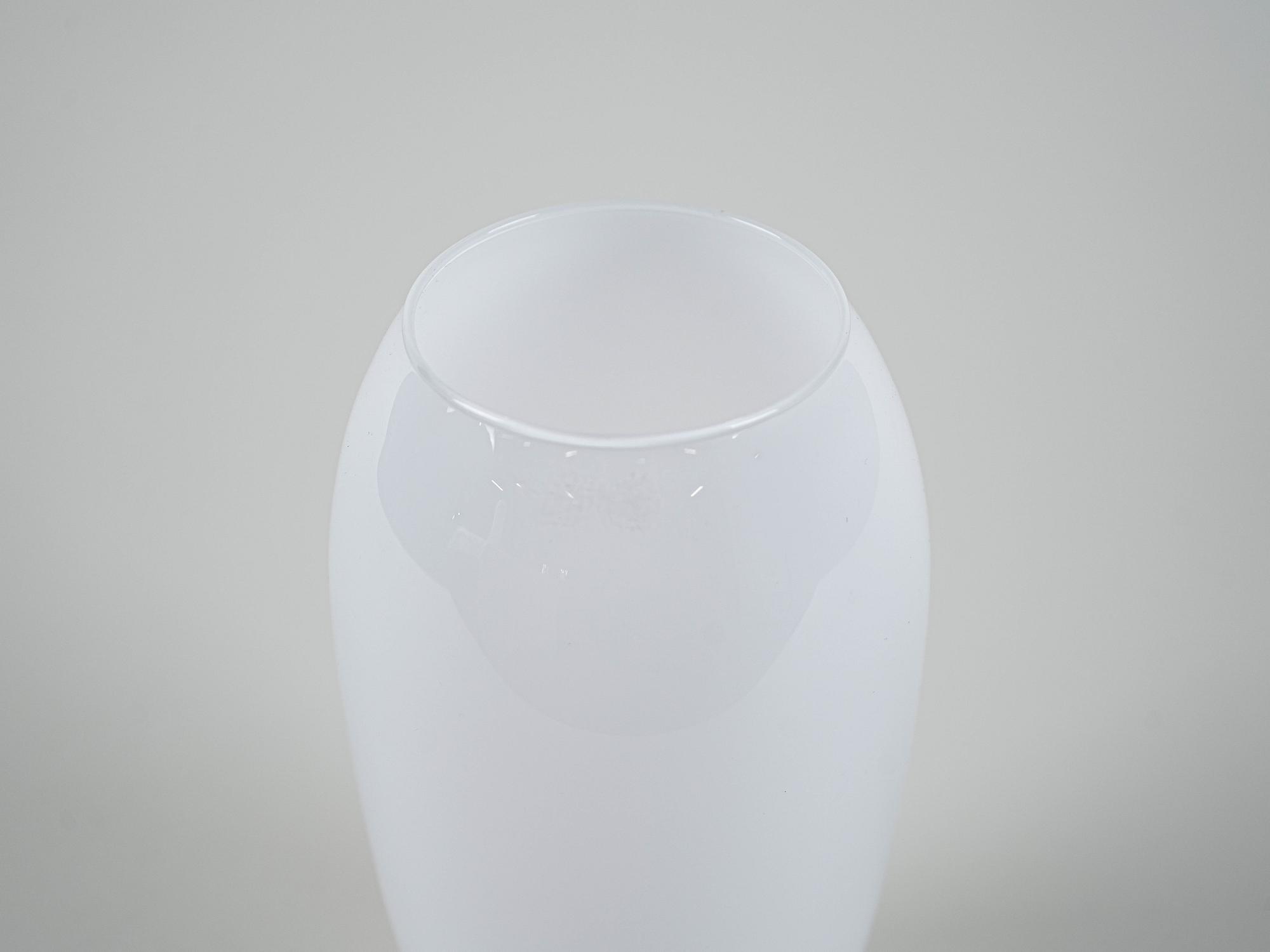 White Vase 1970s White 6