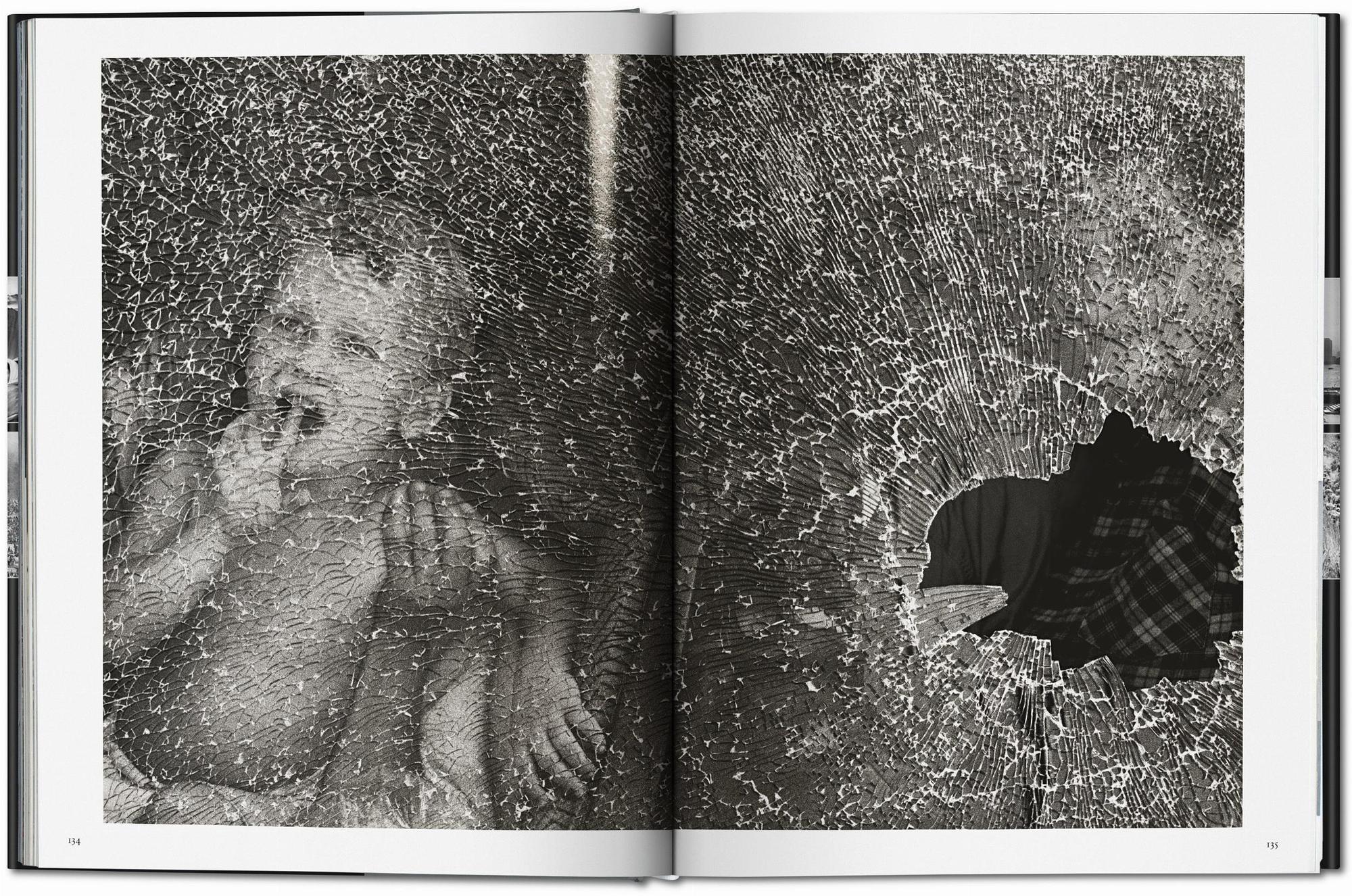 Sebastião Salgado. Exodus 6