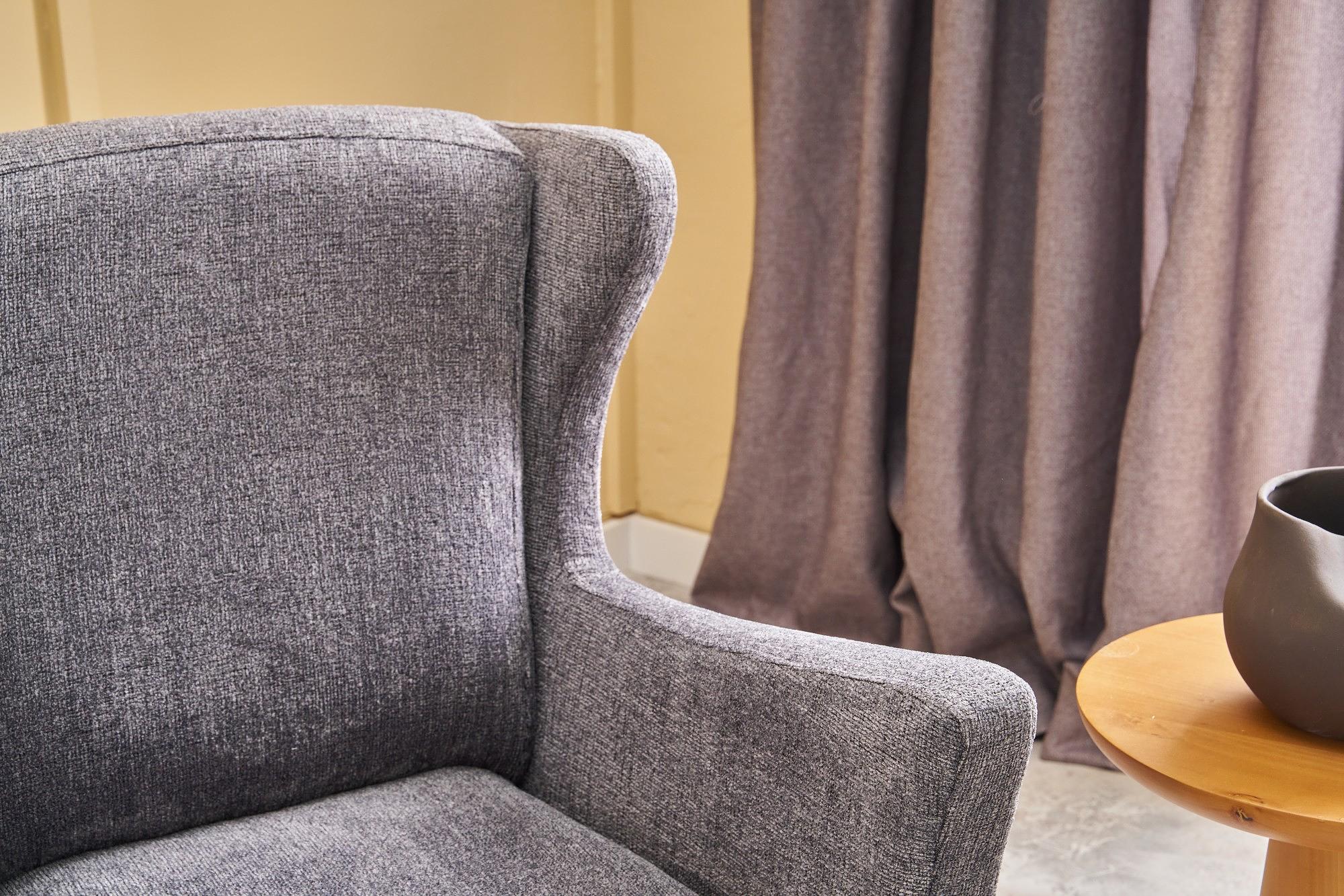 Lola Prestij Sessel Grau 3