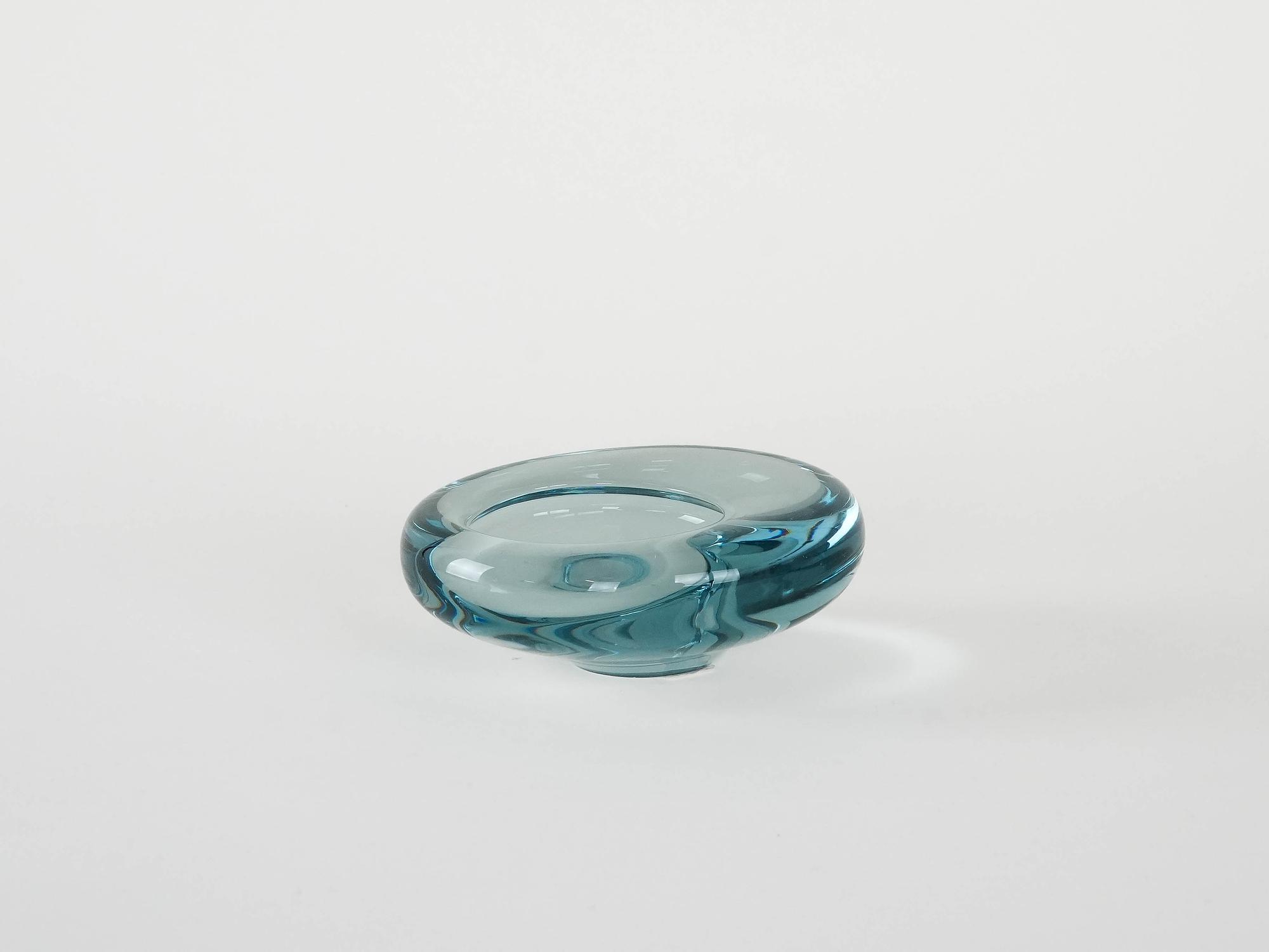 Glass bowl Blue 1960s 2
