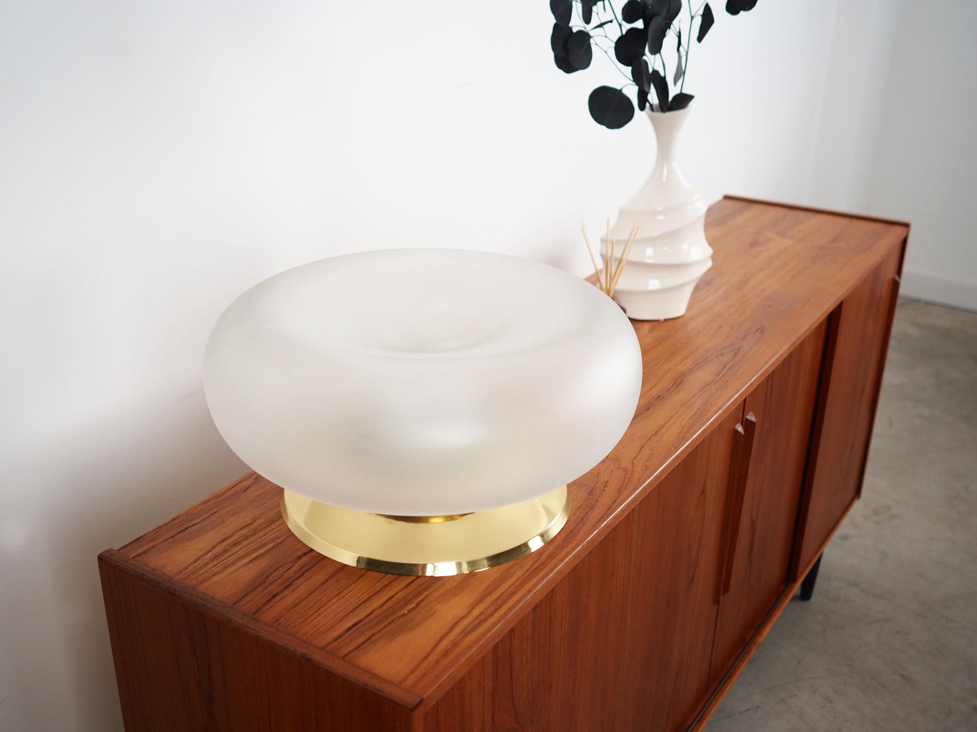 Table lamp
Glass
Metal
1970s 4