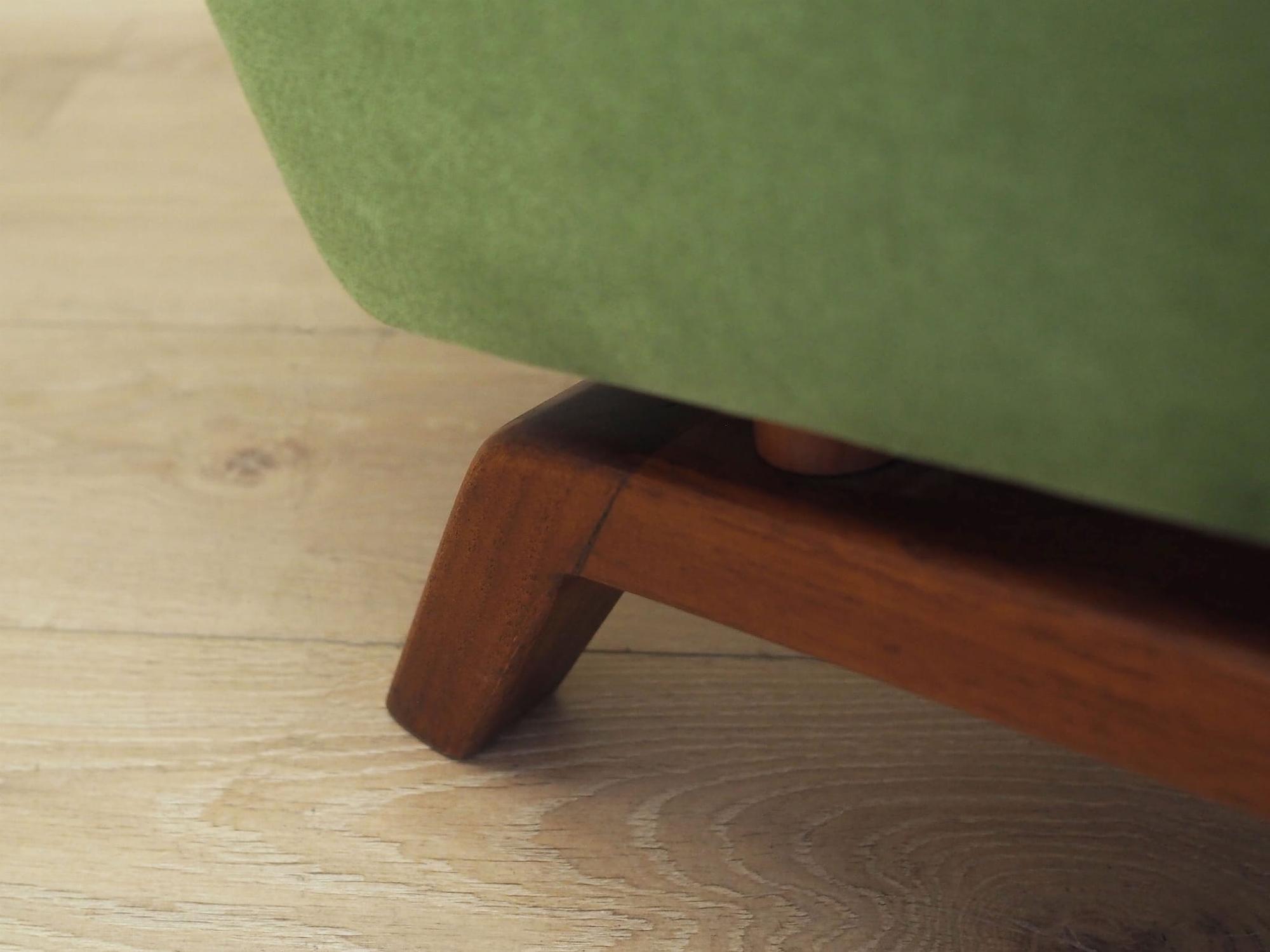 Vintage Sessel Samt Holz Grün 1970er Jahre 11