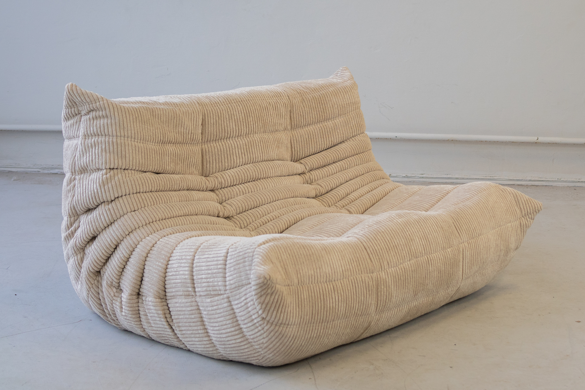 Togo Sofa 2-Seater Cord Beige 1