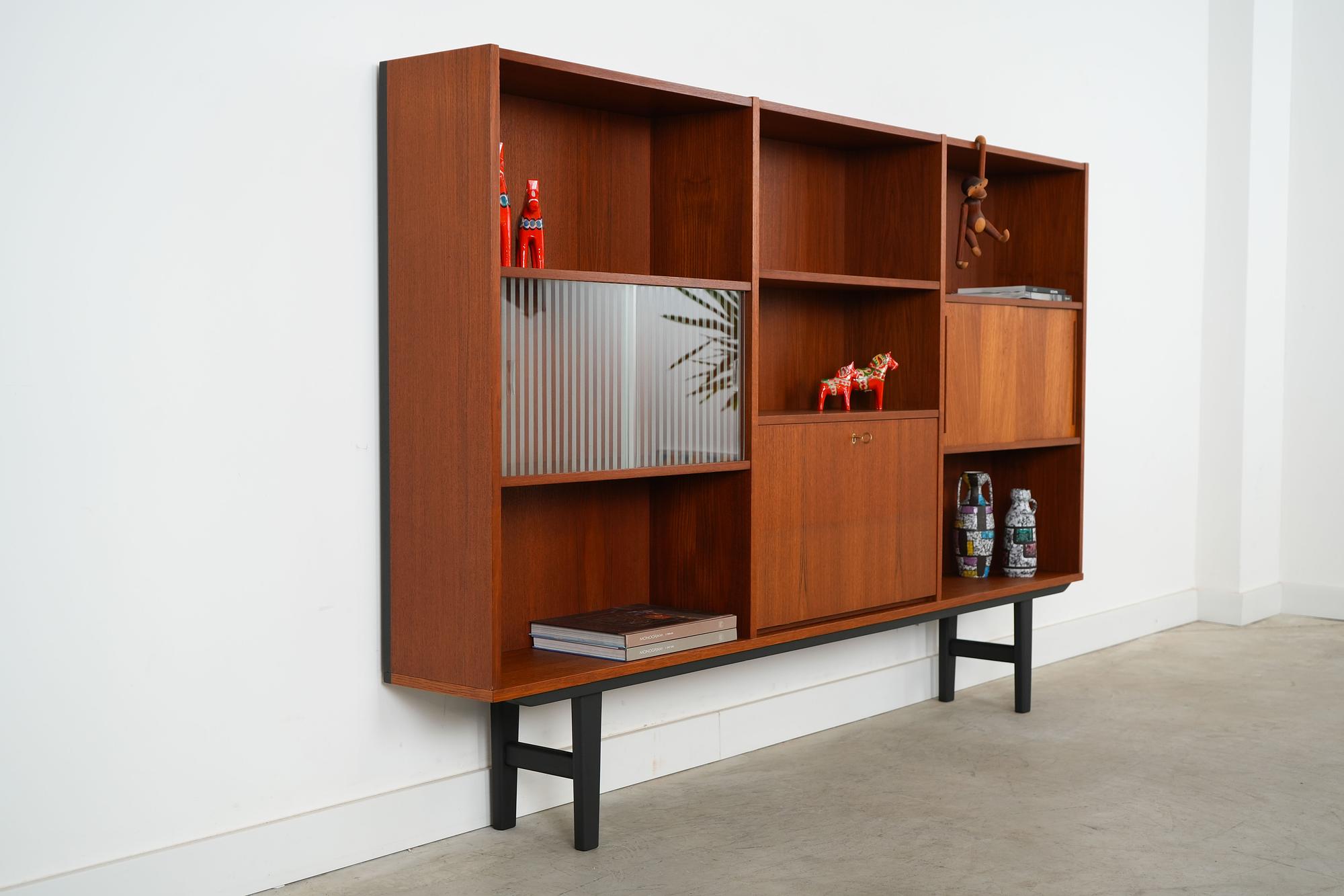Regal Teakholz 1970er Jahre 5