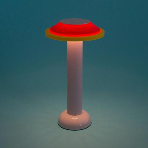 PL2 Tischlampe Pink 1