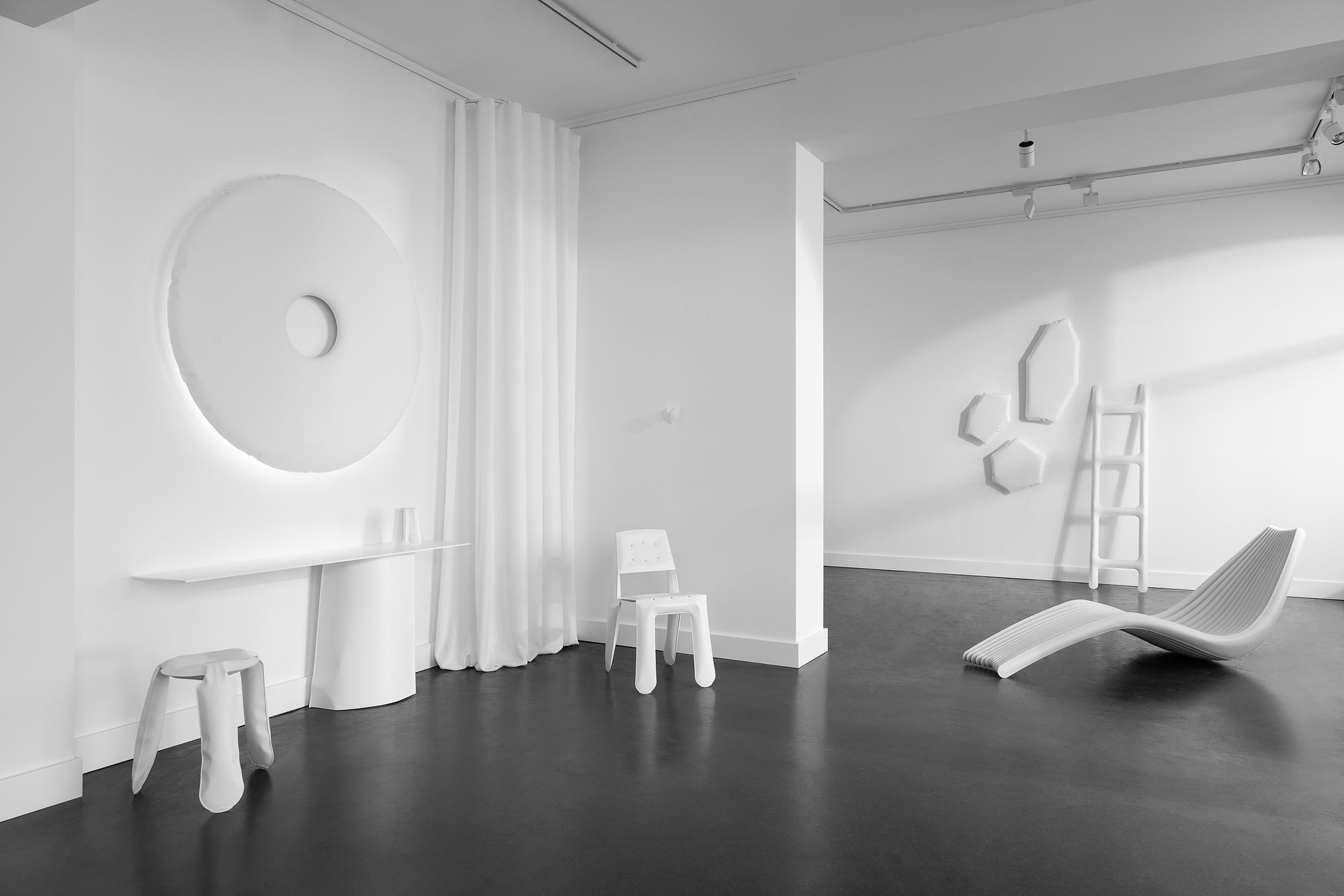 Chippensteel 0.5 Stuhl Stahl Schwarz Glänzend 1