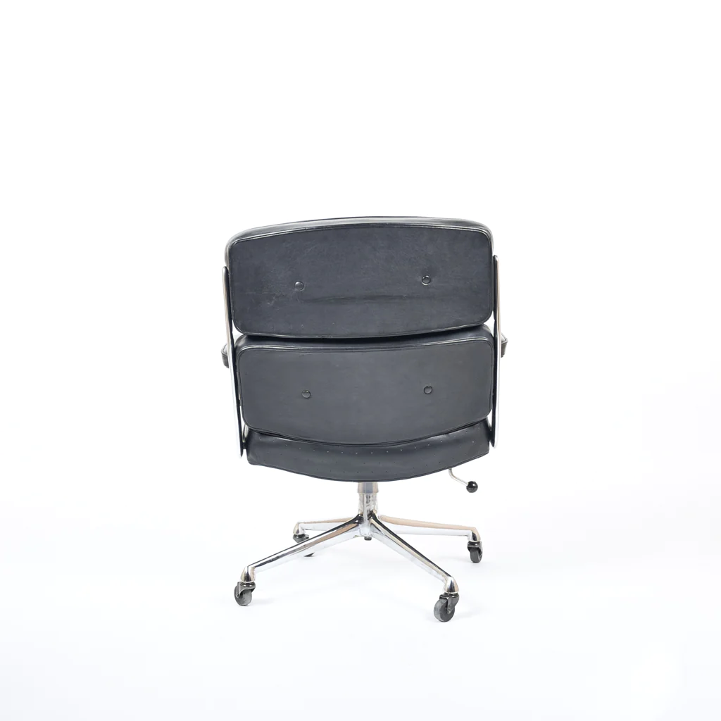 ES 104 Eames Lobby Chair Leder Schwarz 3