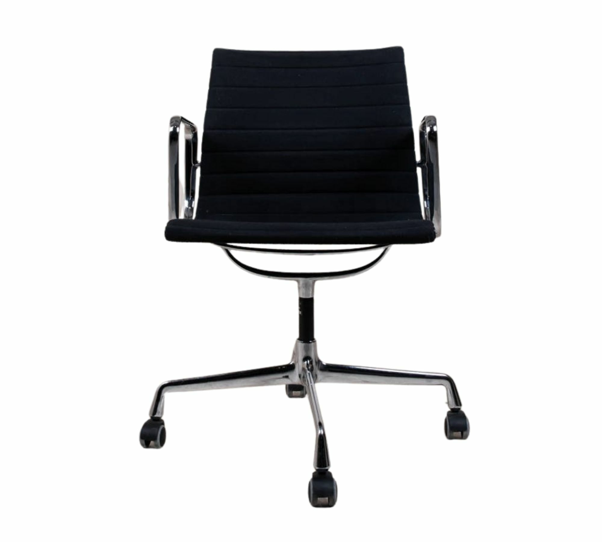 Eames EA 108 Aluminium Chair Drehbar Schwarz 2