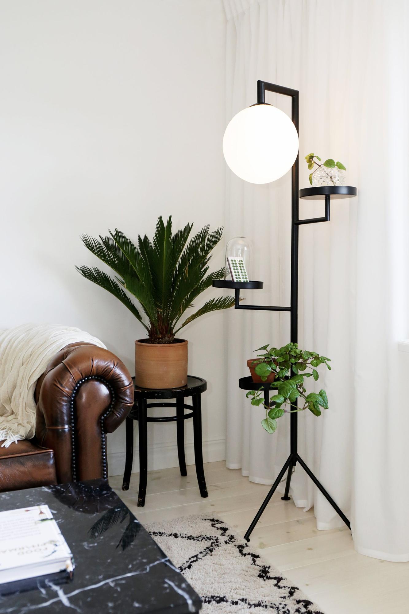Astoria Floor Lamp Black 0