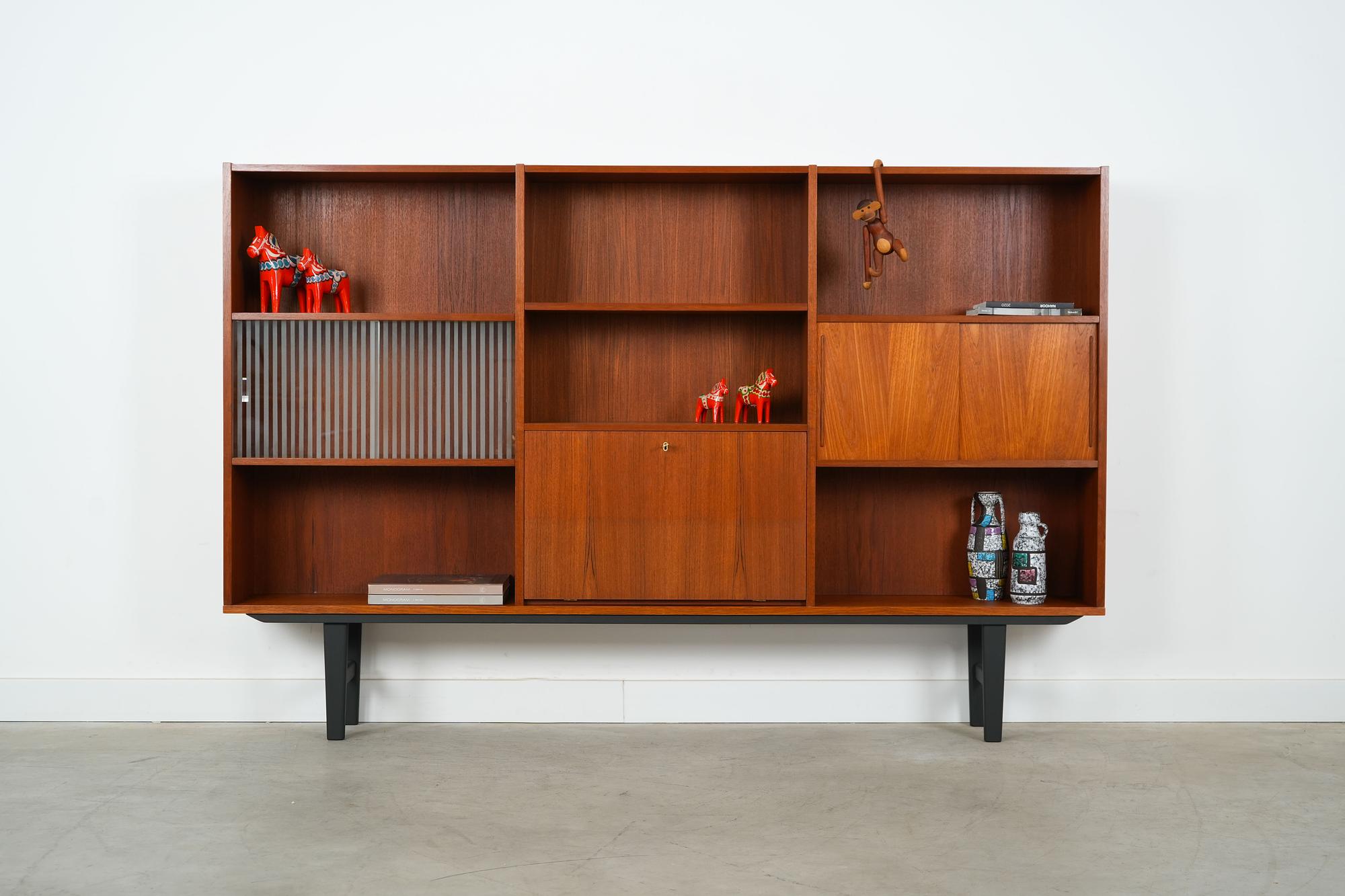 Regal Teakholz 1970er Jahre 2