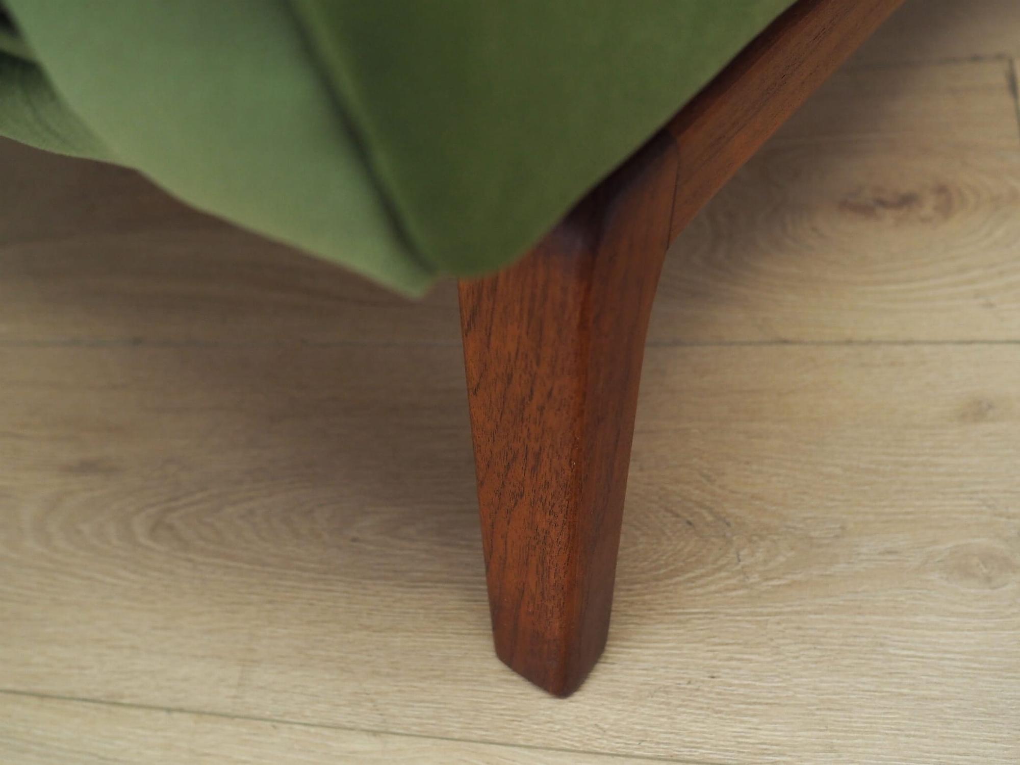 Vintage Sessel Samt Holz Grün 1970er Jahre 12