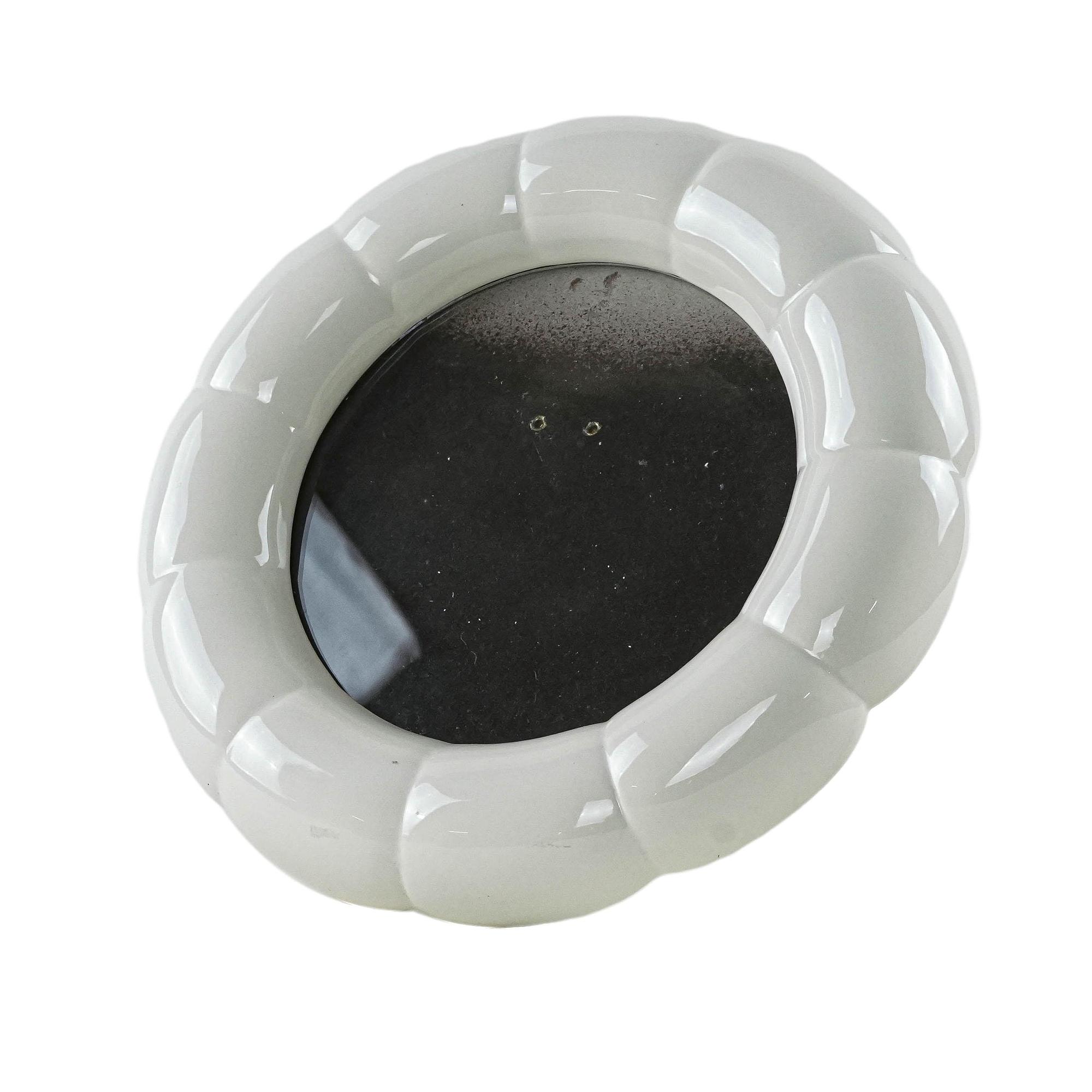 Porcelain frame Cream 1970s 0