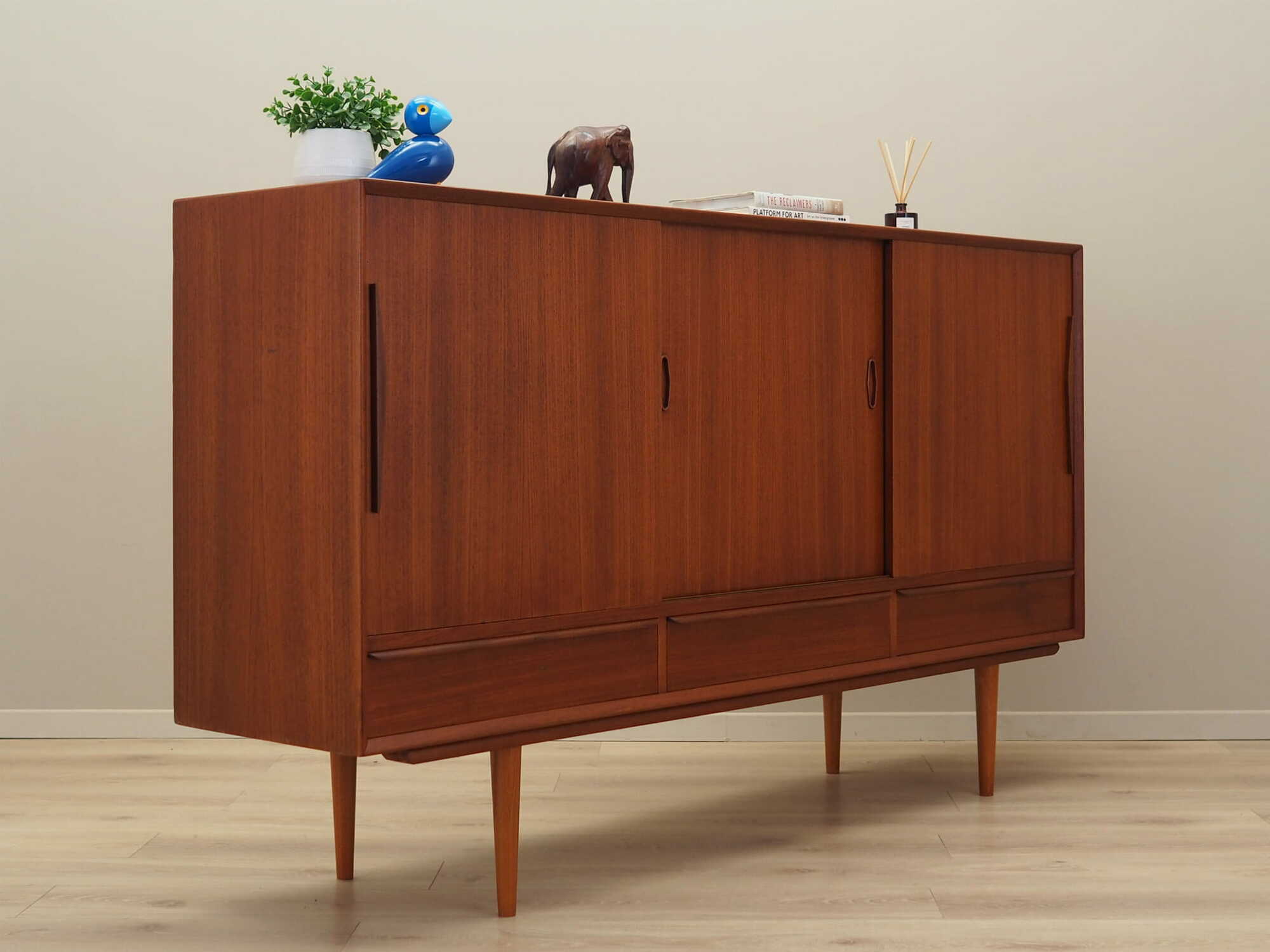 Vintage Highboard Teakholz Braun 1960er Jahre 5