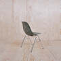 Eames Fiberglass Side Chair by Herman Miller Dunkelgrün 4