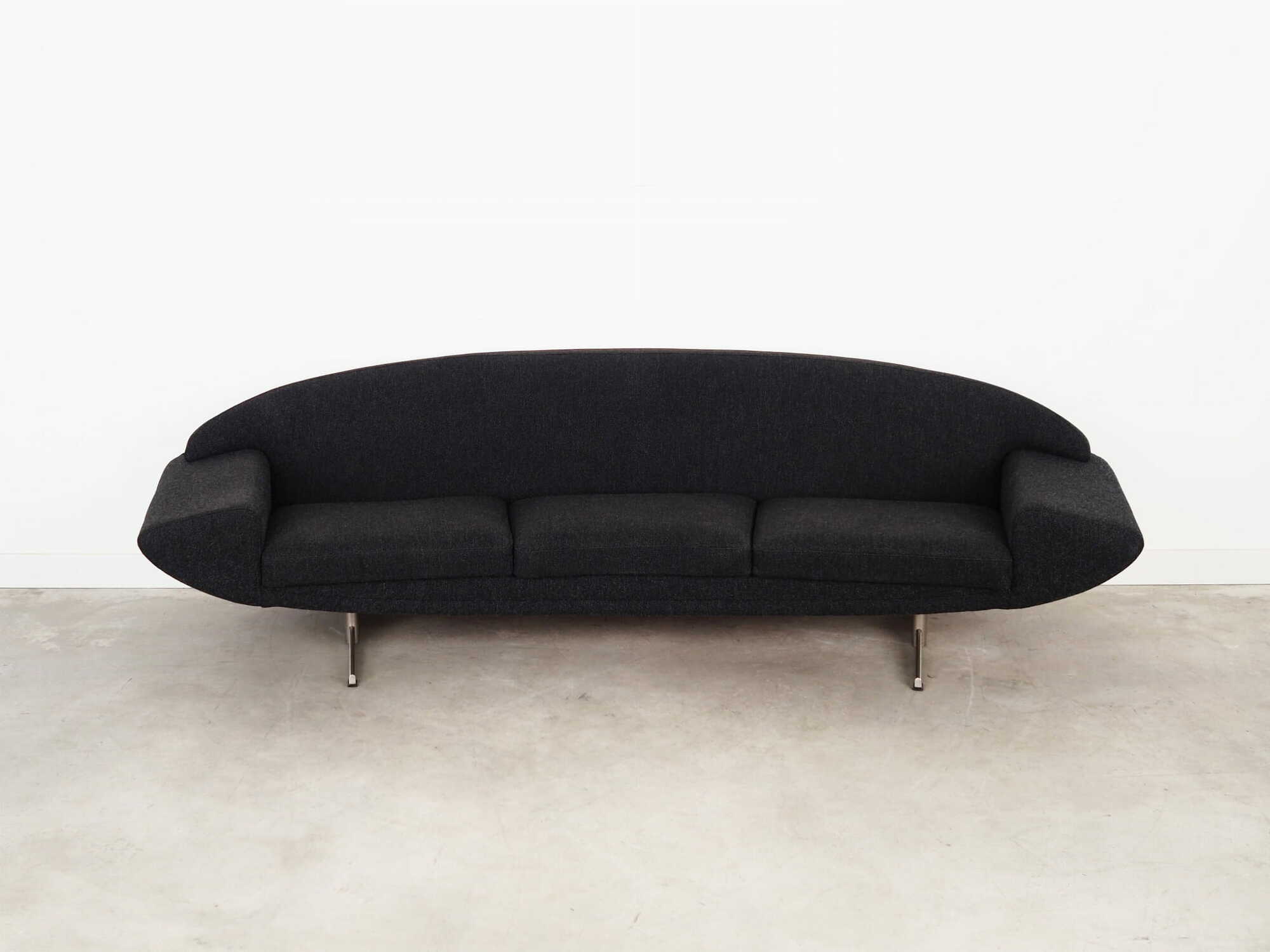 Capri Sofa Textil Graphit 1960er Jahre 2