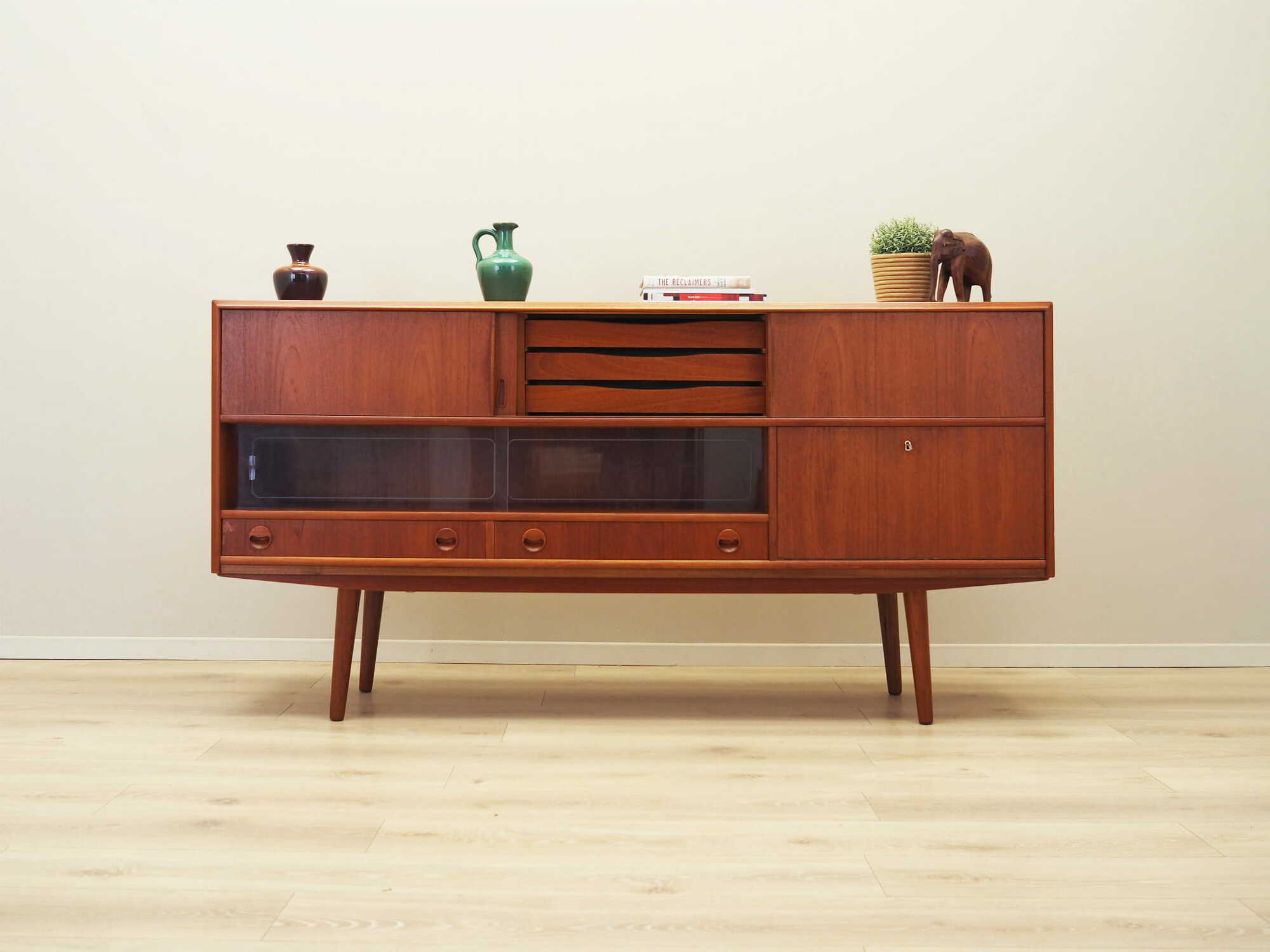 Vintage Highboard Teakholz Braun 1970er Jahre 2